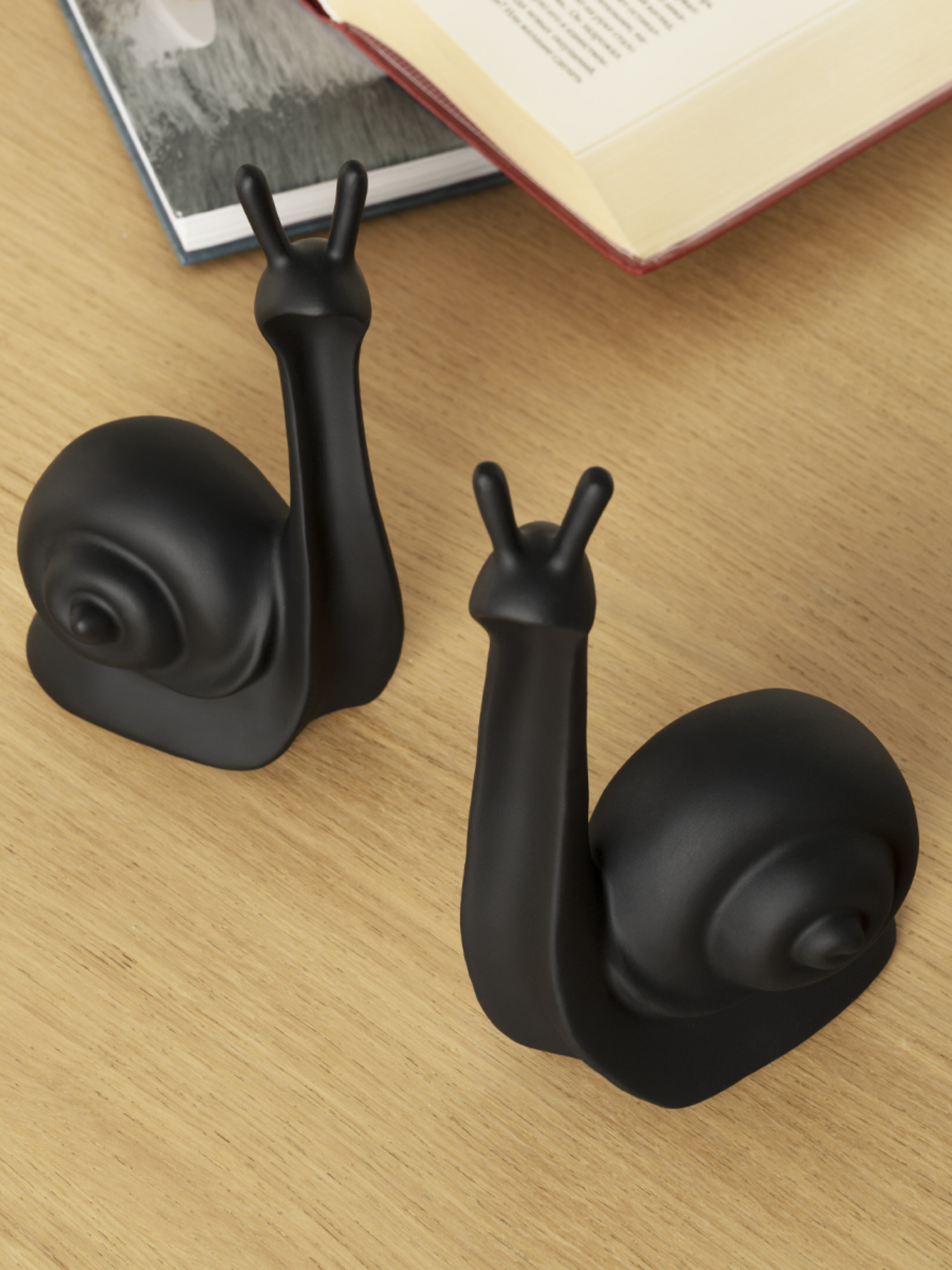 Статуэтка "Улитка" черная MBM HOME модель DH-ST-24 BLACK Фото