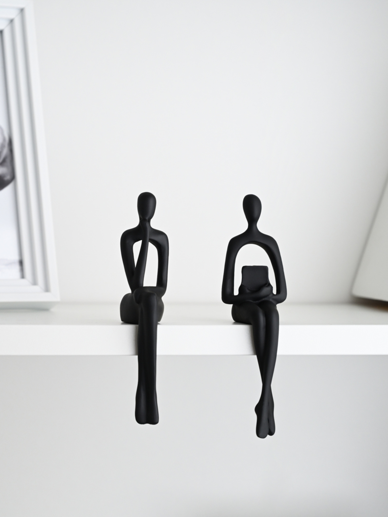 Статуэтка "Человек с мечтой" черная MBM HOME модель DH-ST-28 BLACK Фото