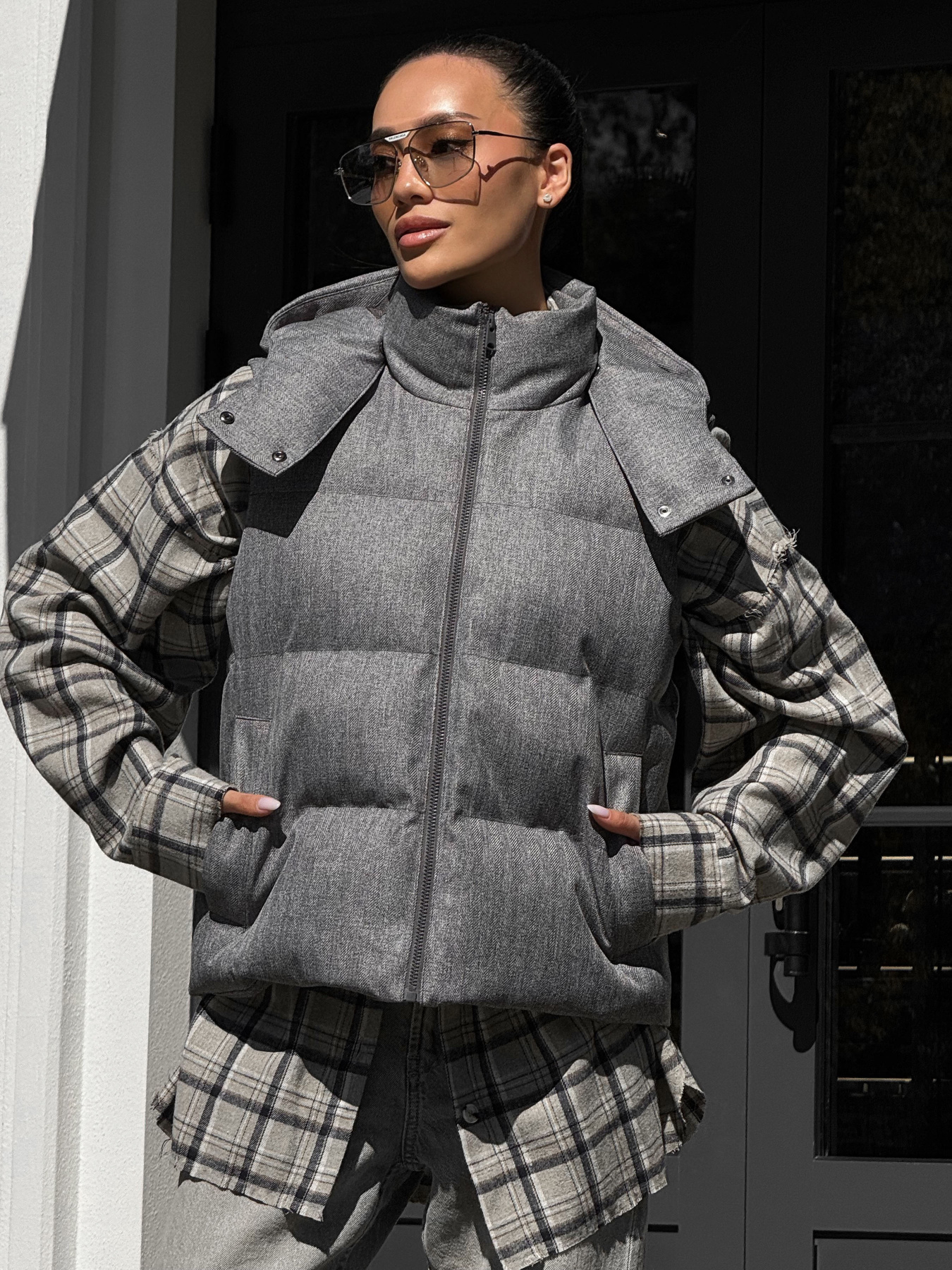 Куртки и дубленки Jadone Fashion модель Zhylet_Ark_siryy Фото