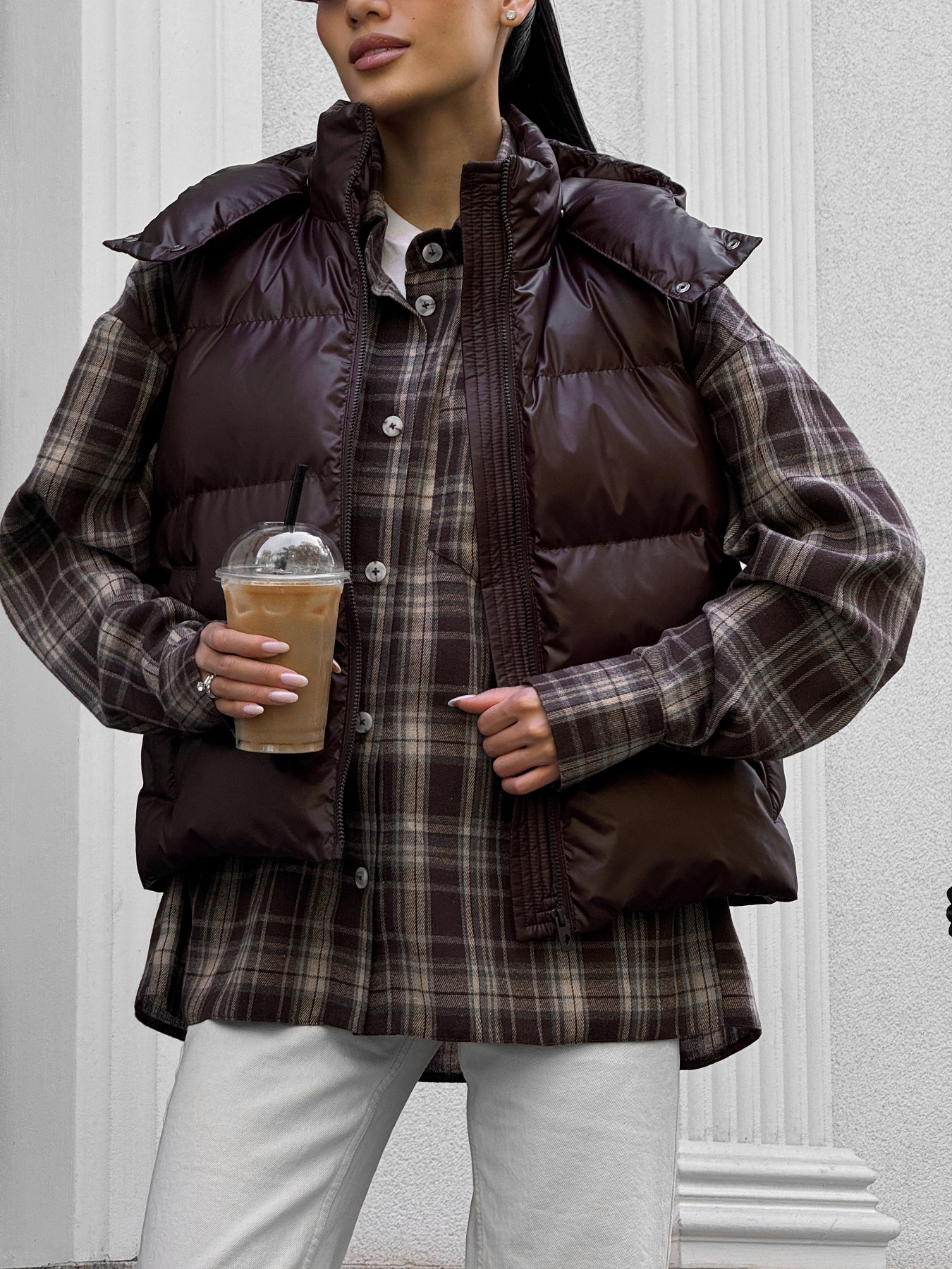 Куртки и дубленки Jadone Fashion модель Zhylet_Kul_shokol Фото
