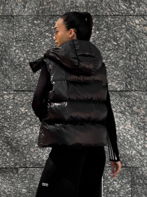 Куртки и дубленки Jadone Fashion модель Zhylet_Kul_chorne Фото
