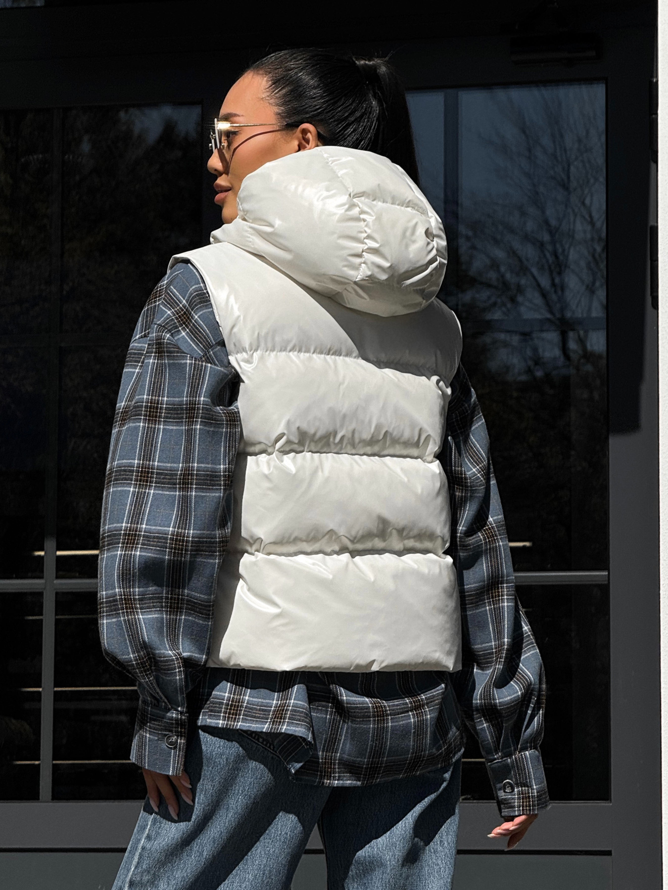 Куртки и дубленки Jadone Fashion модель Zhylet_Kul_bile Фото