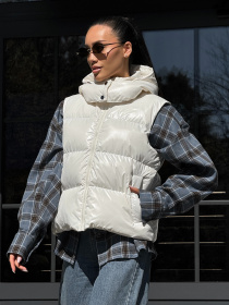 Куртки и дубленки Jadone Fashion модель Zhylet_Kul_bile Фото