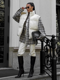 Куртки и дубленки Jadone Fashion модель Zhylet_Hat_moloko Фото