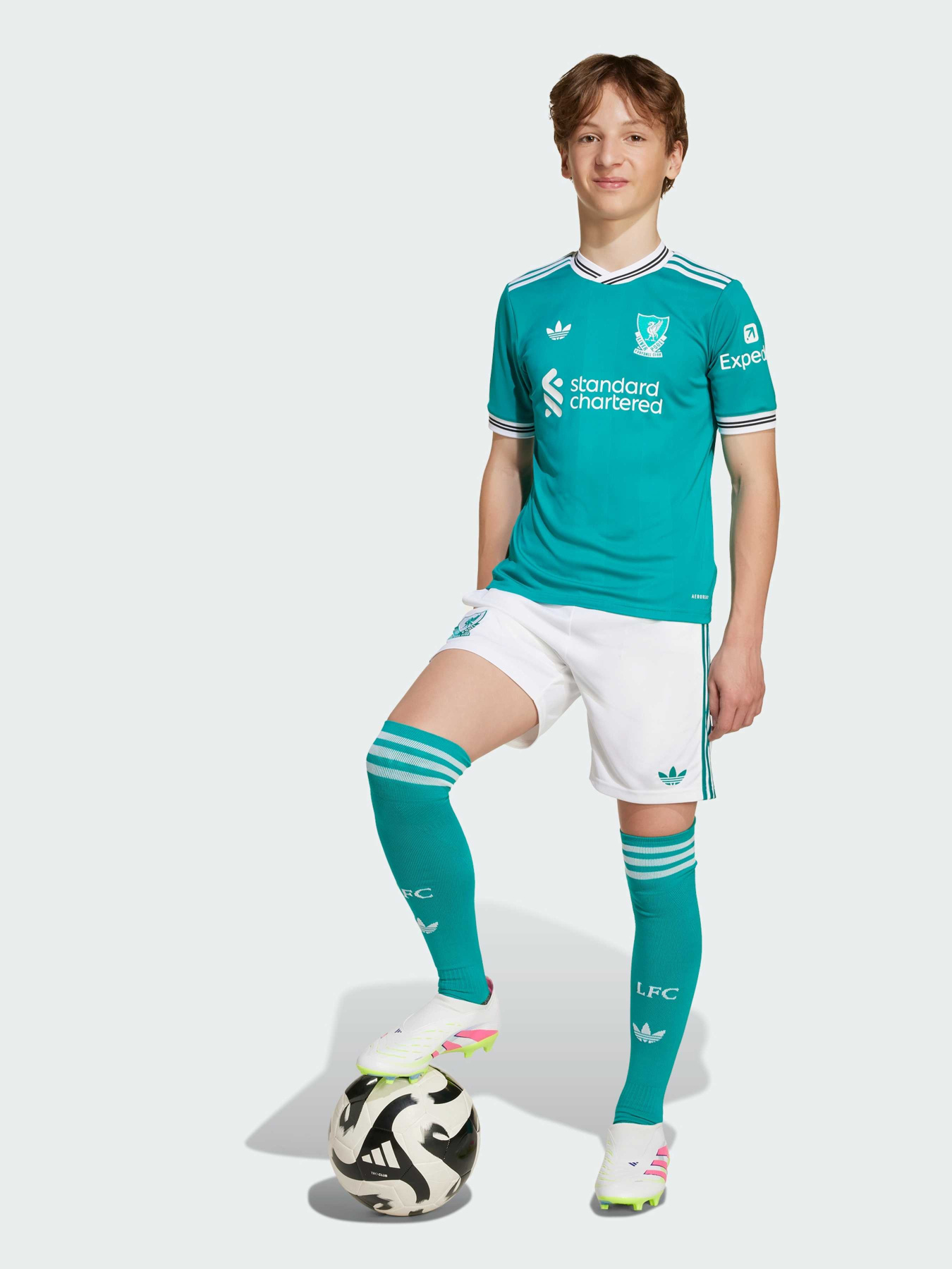 Футболки и поло Adidas модель JV6468 Футболки и поло Adidas модель JV6468 Фото