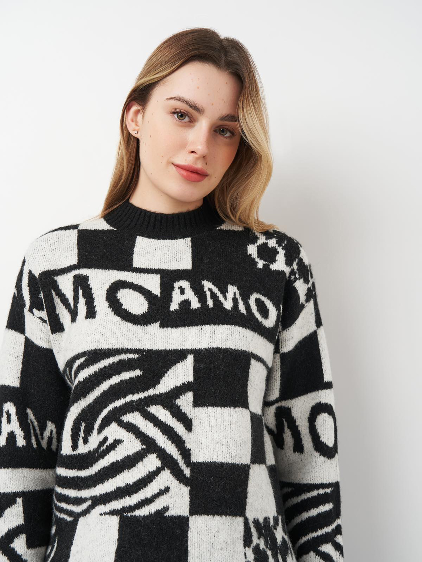 Худи и свитшоты H&M модель 2001028ral_Черно-белый Фото