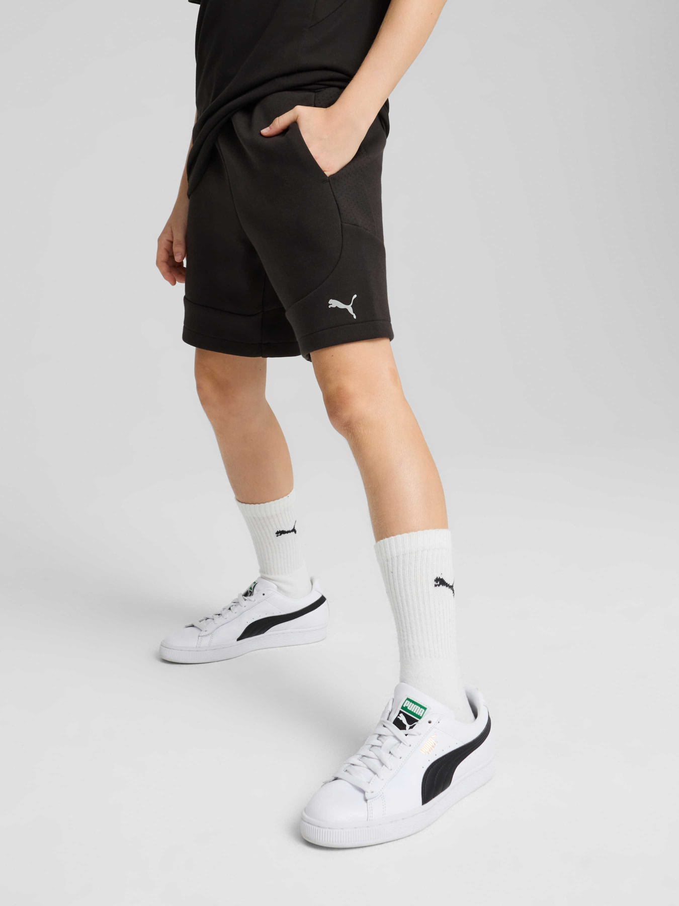 Шорты PUMA Evostripe Shorts Dk модель 685777 Фото