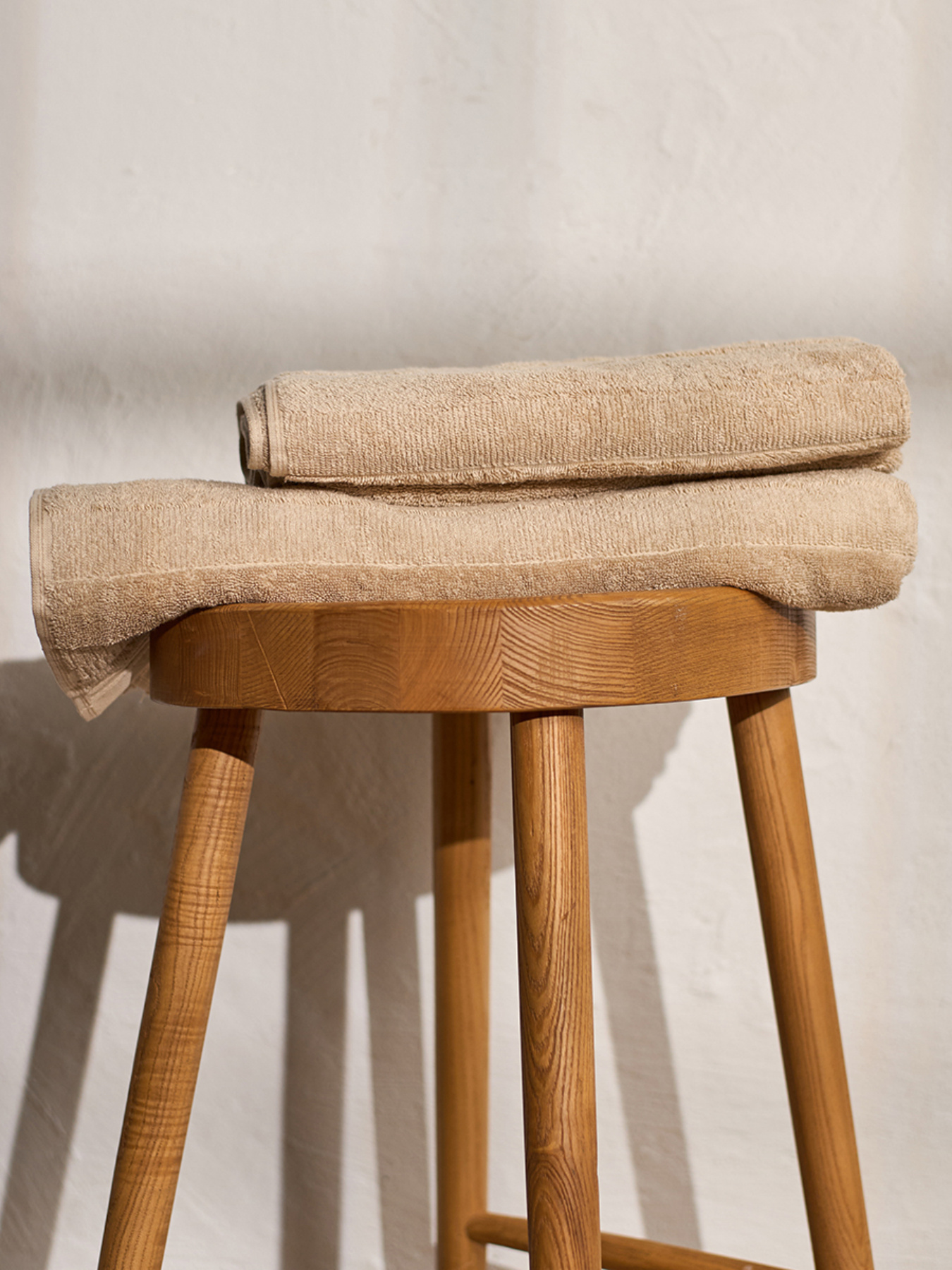 Полотенце из натурального хлопка "Вдохновение" бежевое MBM HOME модель BT-12 BEIGE Полотенце из натурального хлопка "Вдохновение" бежевое MBM HOME модель BT-12 BEIGE Фото