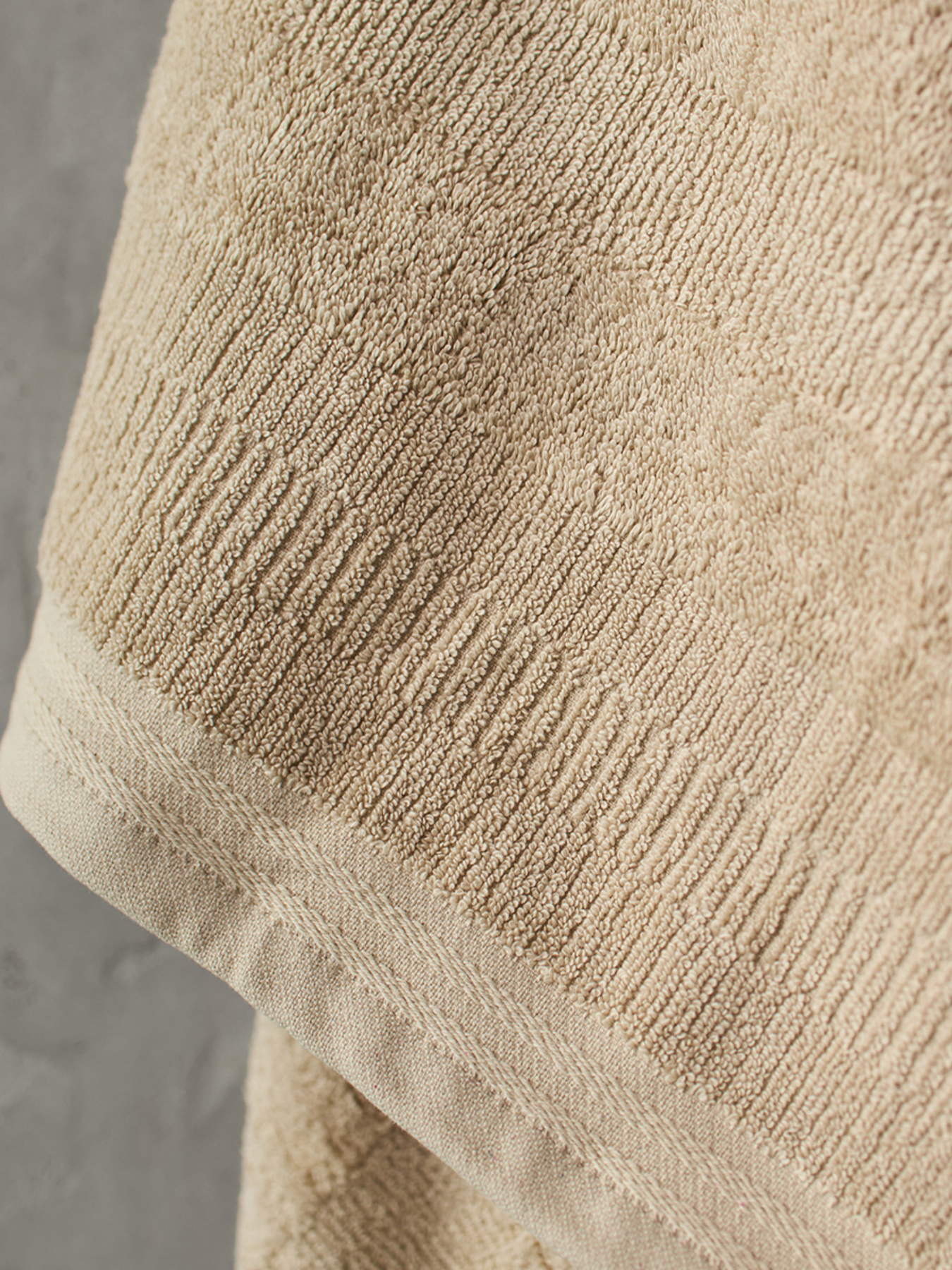 Полотенце из натурального хлопка "Вдохновение" бежевое MBM HOME модель BT-12 BEIGE Полотенце из натурального хлопка "Вдохновение" бежевое MBM HOME модель BT-12 BEIGE Фото