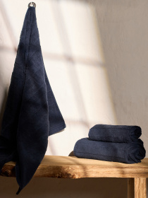 Полотенце из натурального хлопка "Вдохновение" темно-синее MBM HOME модель BT-12 DARK BLUE Фото