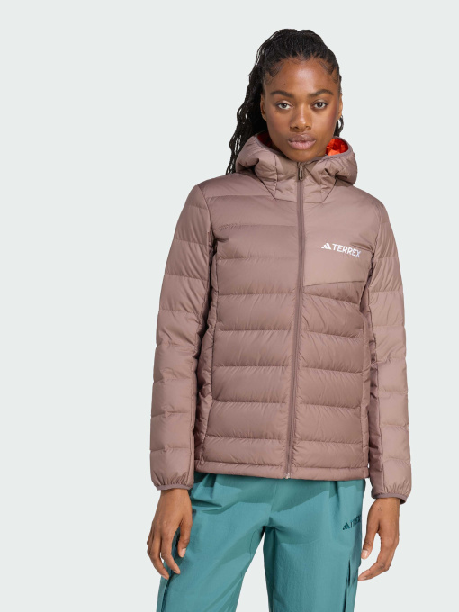 Куртки та дублянки Adidas модель JZ9992 Фото