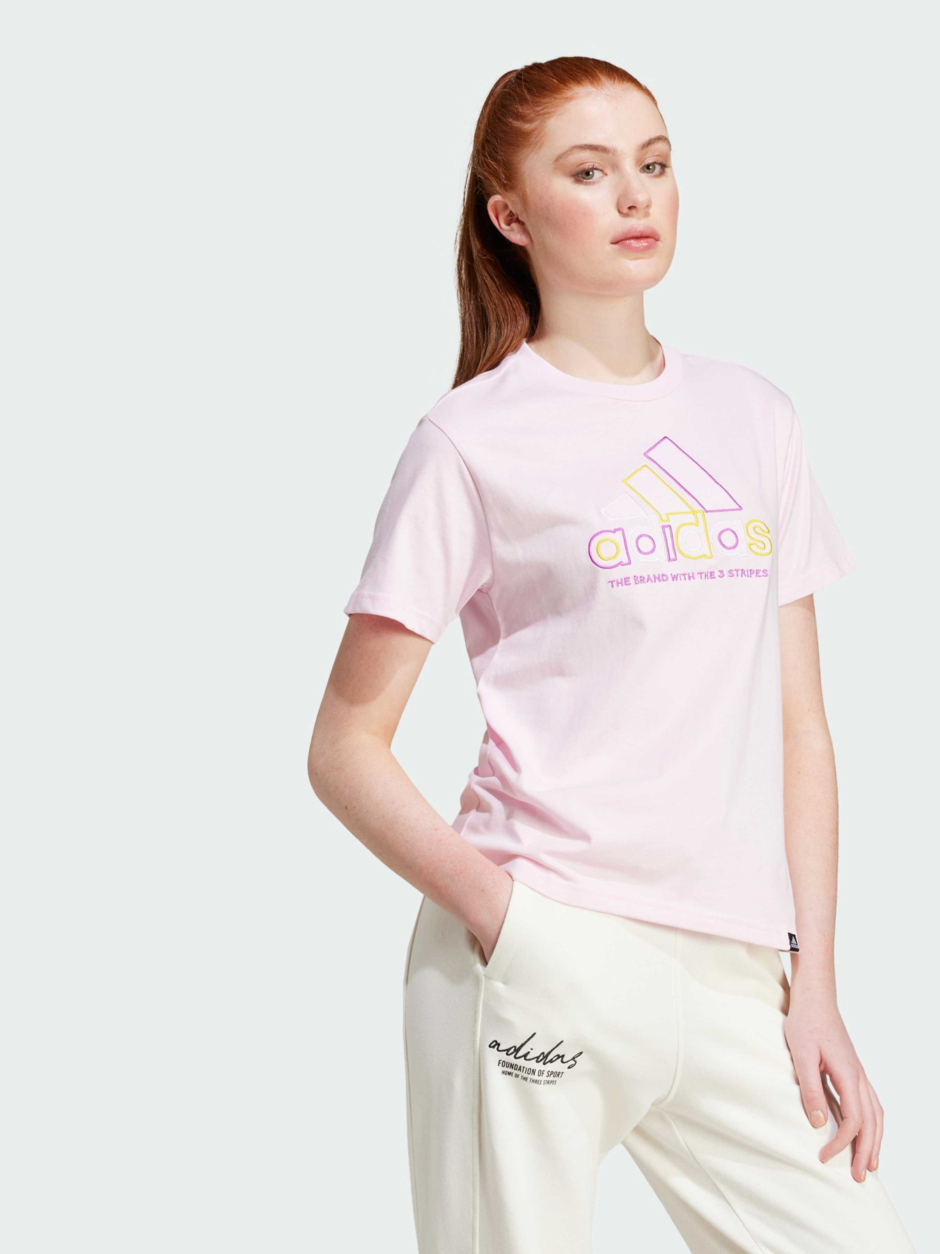 Футболки і поло Adidas модель IY3413 Футболки і поло Adidas модель IY3413 Фото