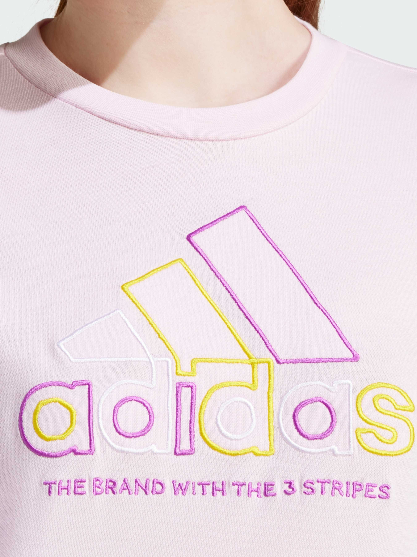 Футболки і поло Adidas модель IY3413 Футболки і поло Adidas модель IY3413 Фото