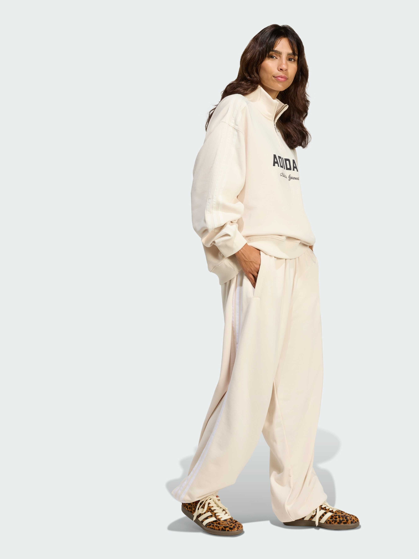 Худи и свитшоты Adidas модель KF2310 Фото