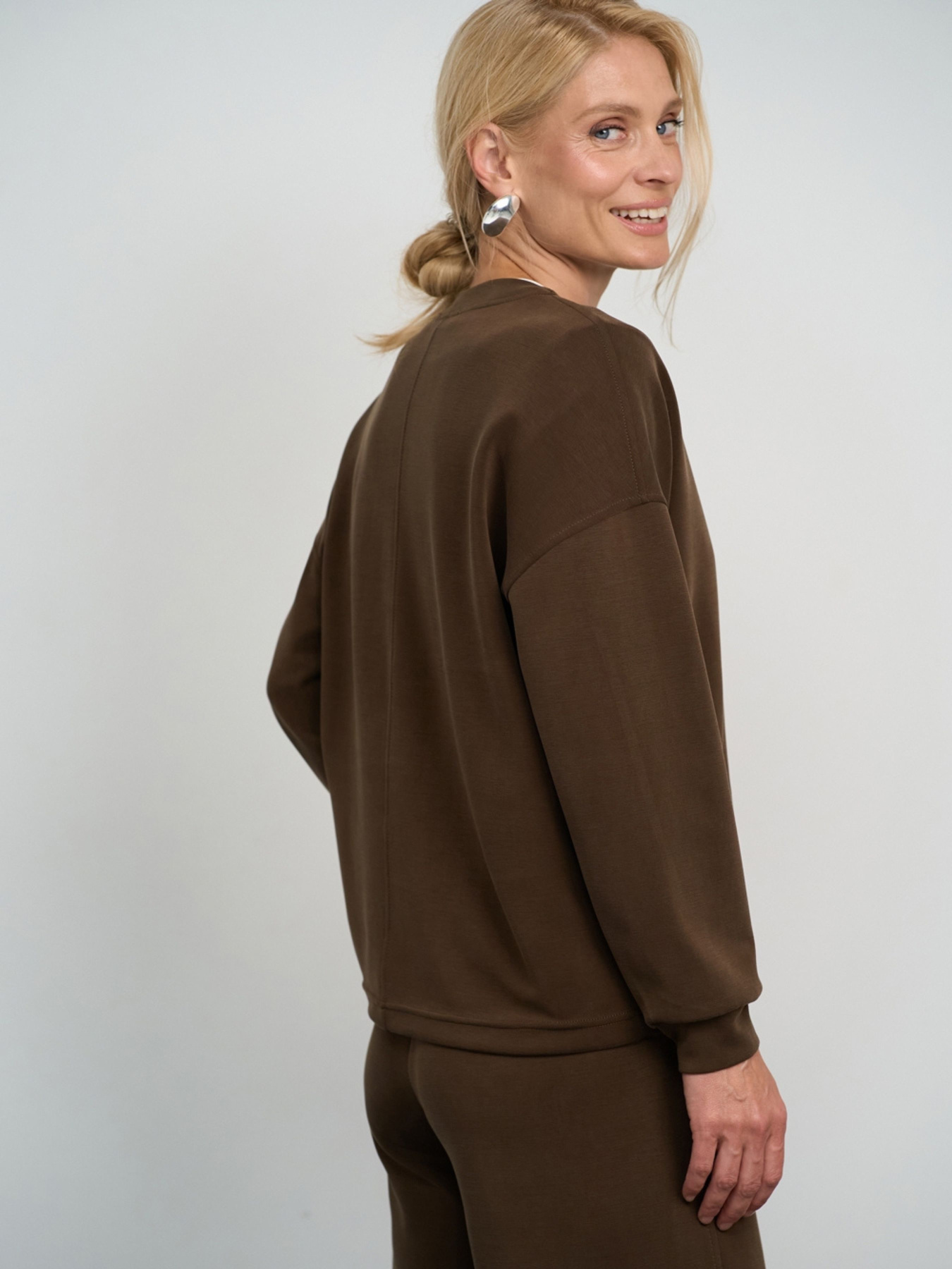 Костюми TrikoBakh Комплект (кофта+штани) модель 3071-braun Костюми TrikoBakh Комплект (кофта+штани) модель 3071-braun Фото