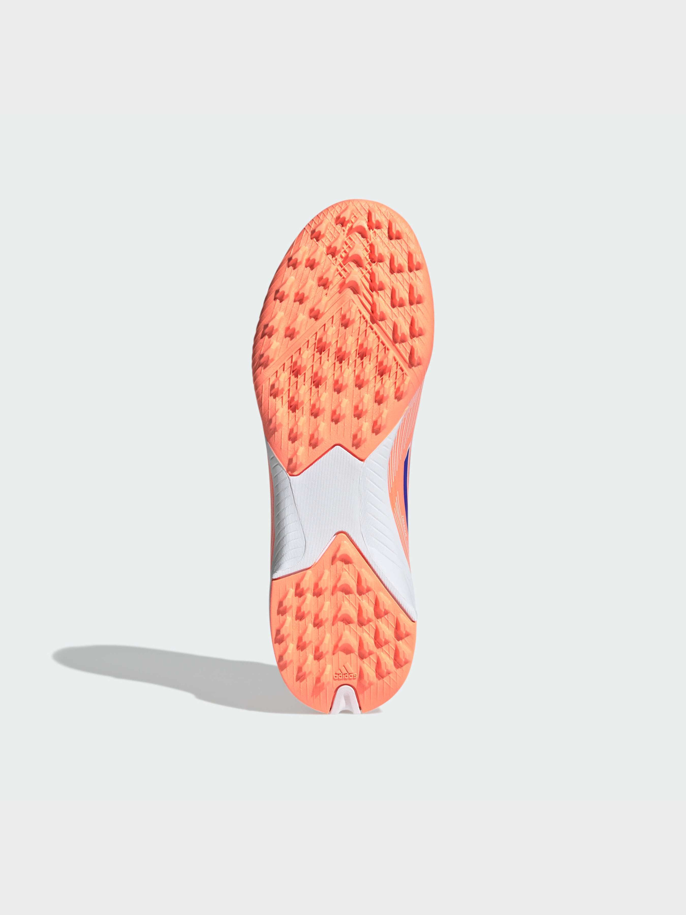 Кросівки Adidas модель JI0001 Кросівки Adidas модель JI0001 Фото