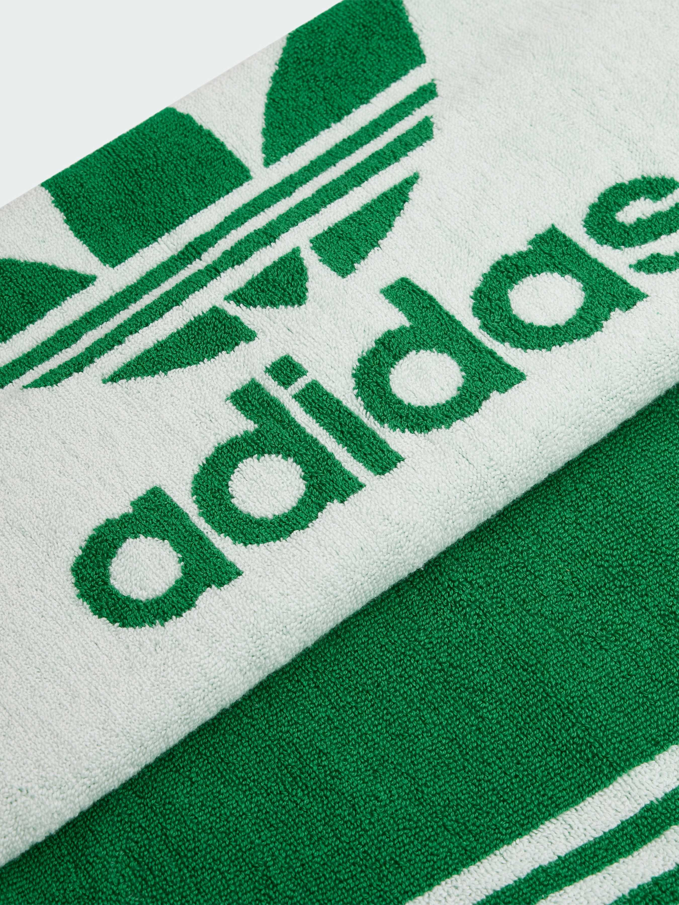 Туристическое полотенце Adidas модель IZ1768 Туристическое полотенце Adidas модель IZ1768 Фото