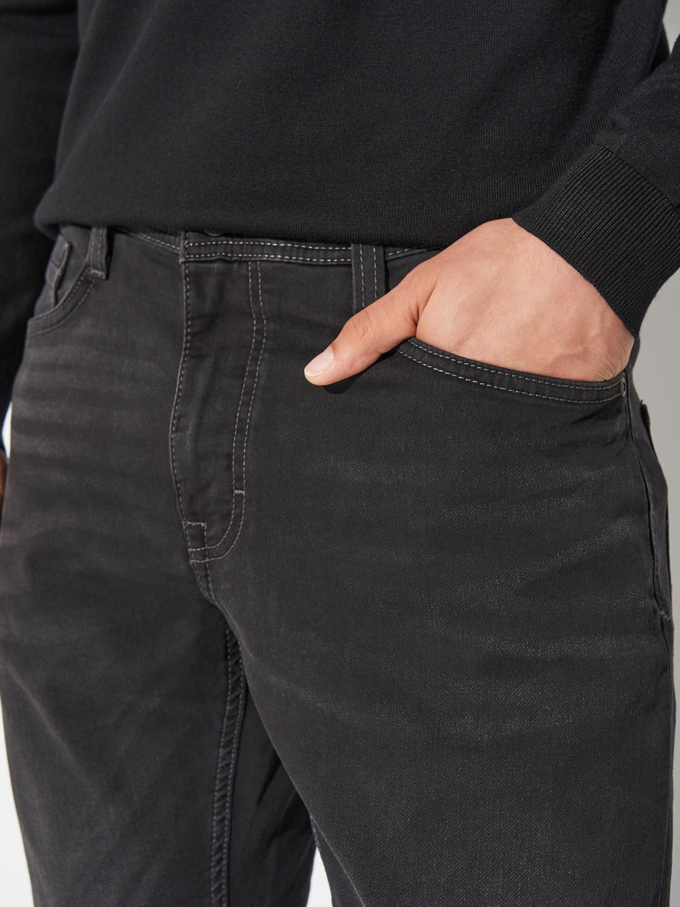 Джинси Mustang Jeans Oregon Slim K модель 1015871 Джинси Mustang Jeans Oregon Slim K модель 1015871 Фото