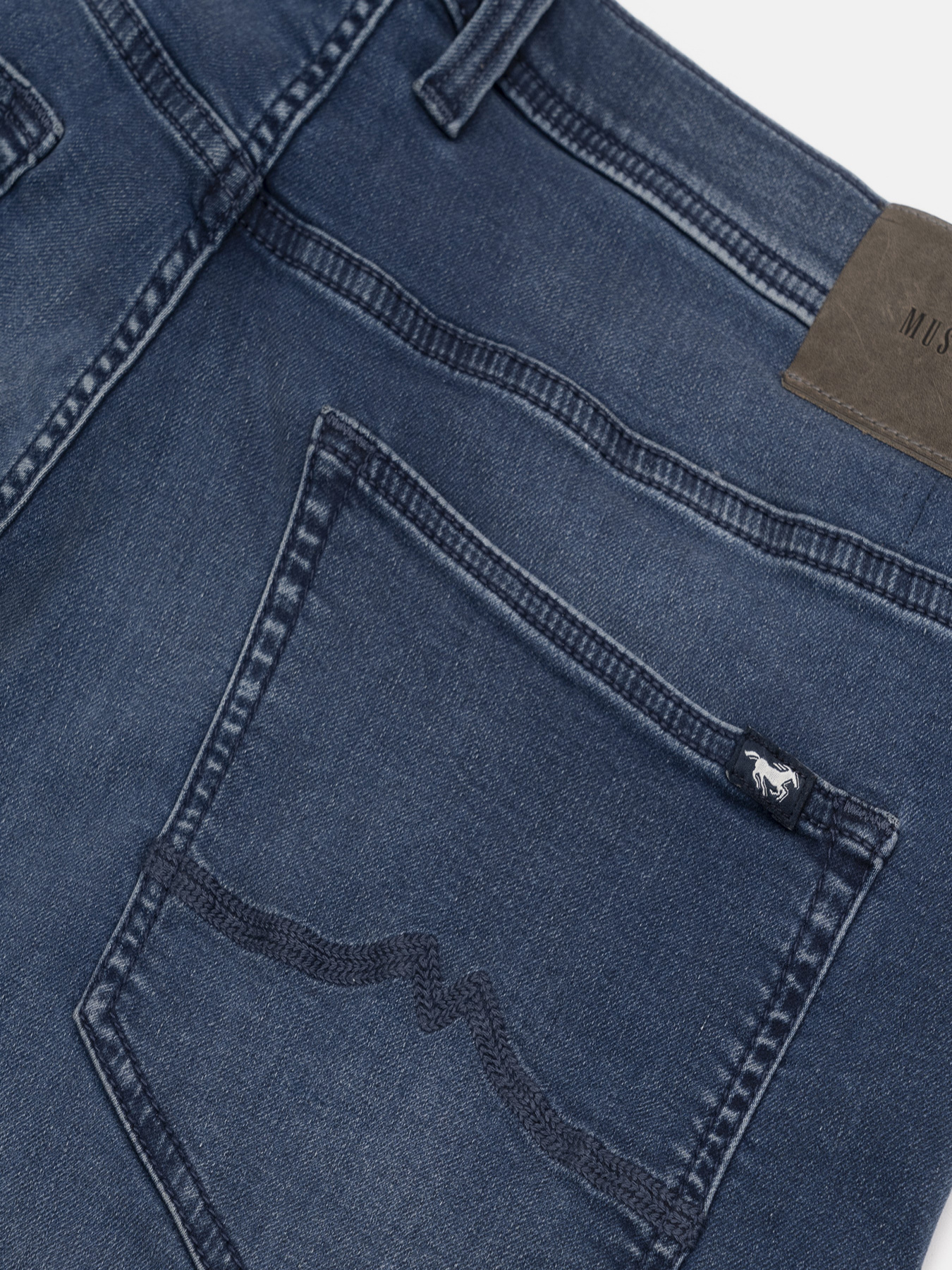 Джинси Mustang Jeans Oregon Slim K модель 1016321 Джинси Mustang Jeans Oregon Slim K модель 1016321 Фото