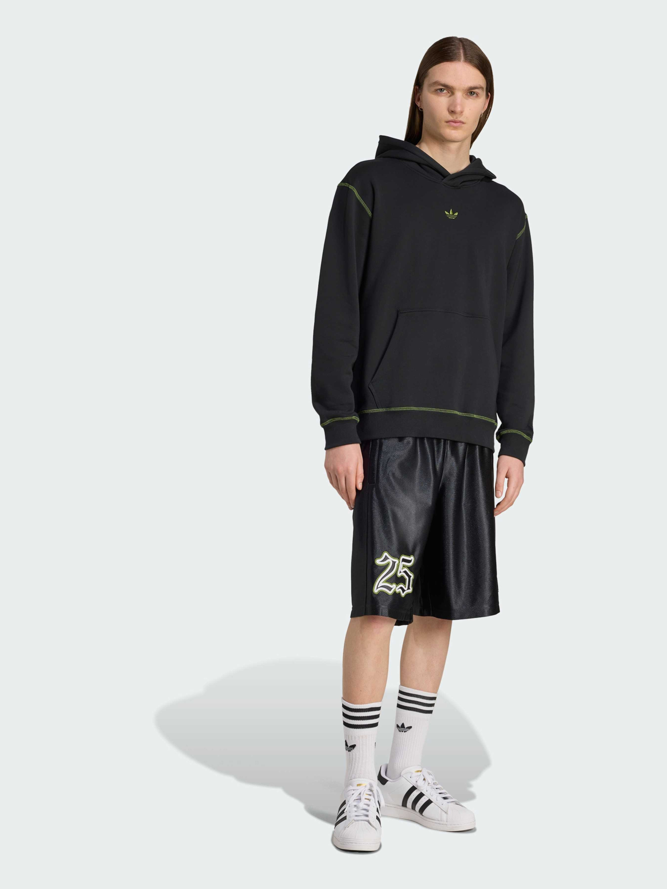 Шорты Adidas Superstar модель JY2769 Шорты Adidas Superstar модель JY2769 Фото