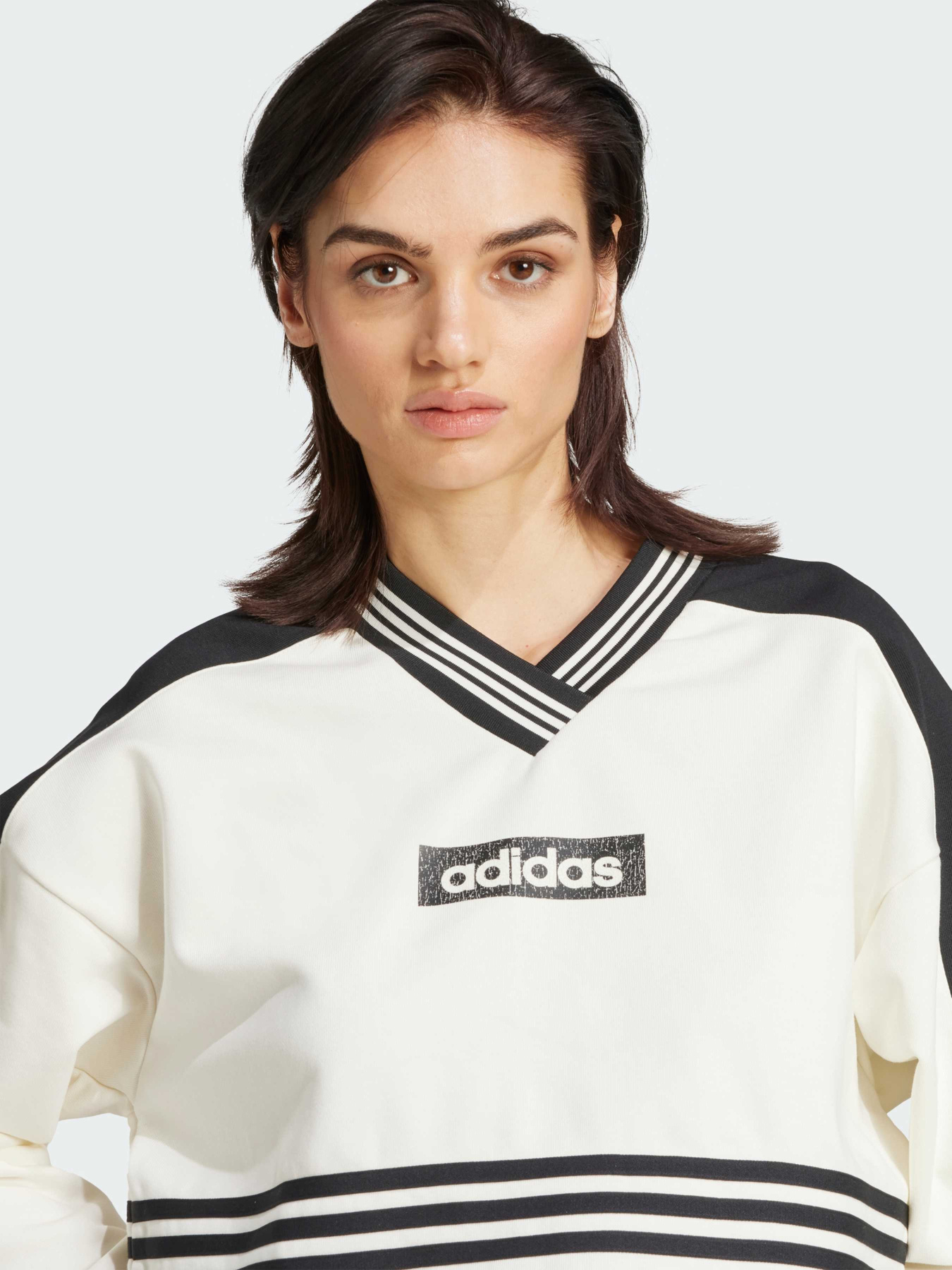 Худі та світшоти Adidas модель JX7597 Фото