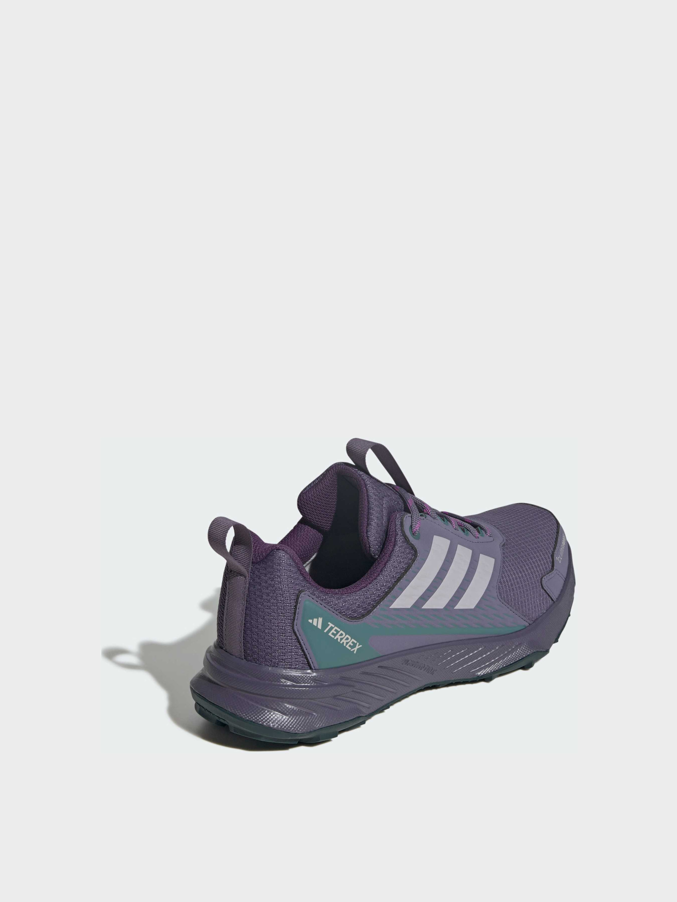 Кроссовки Adidas модель JR7775 Фото