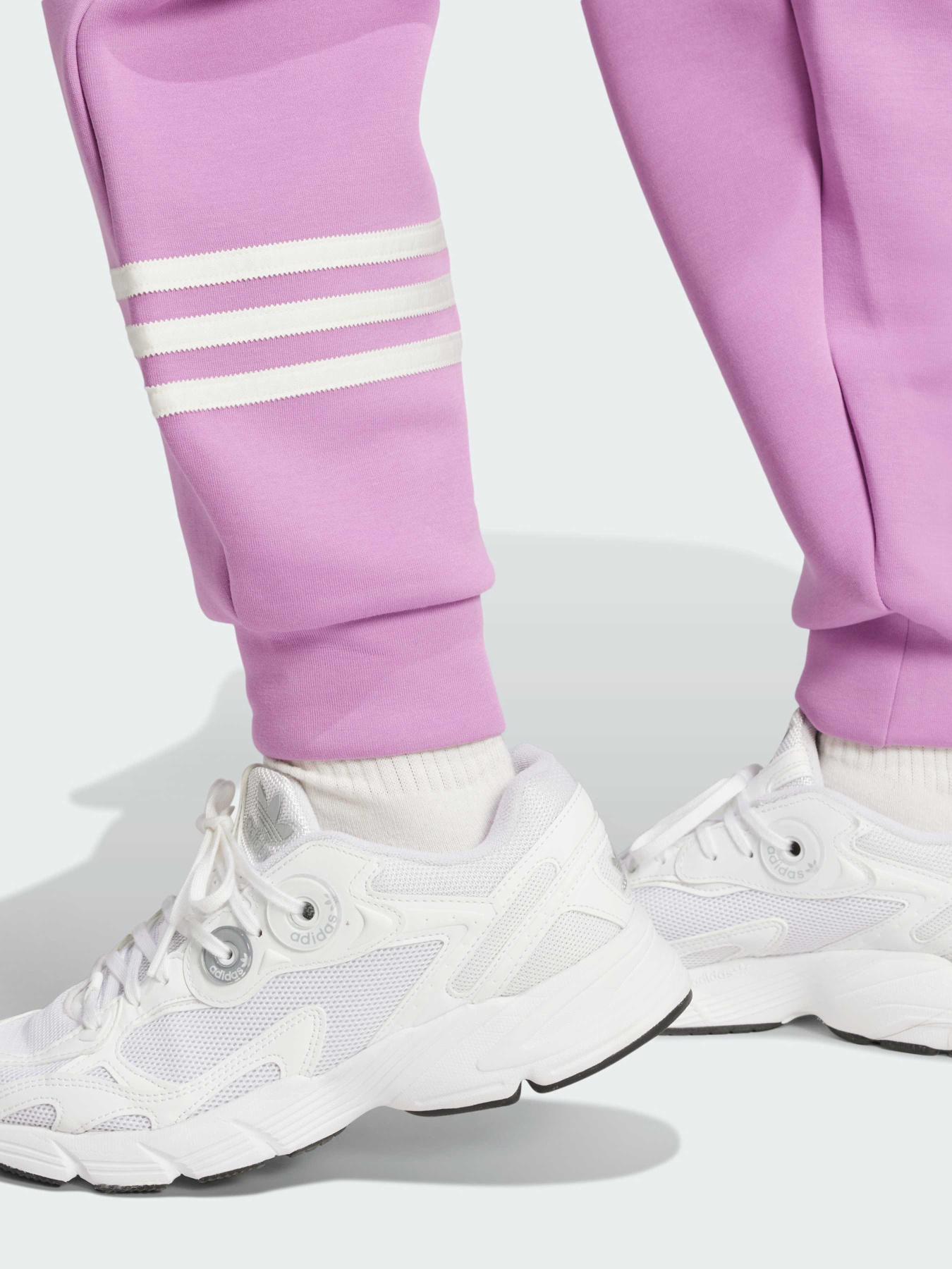 Брюки Adidas модель IW8028 Фото