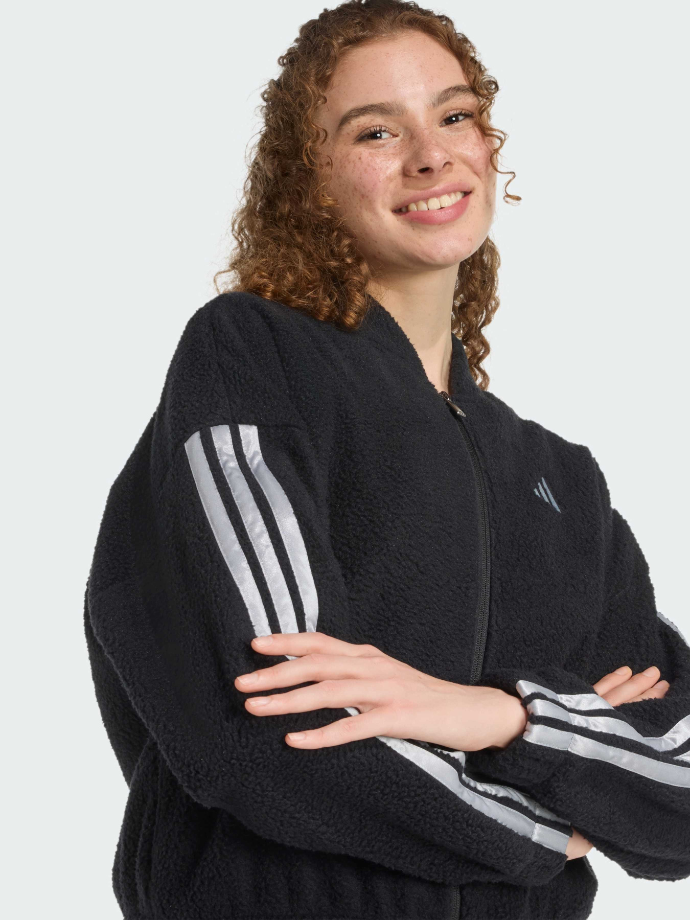 Худи и свитшоты Adidas модель JM1891 Фото