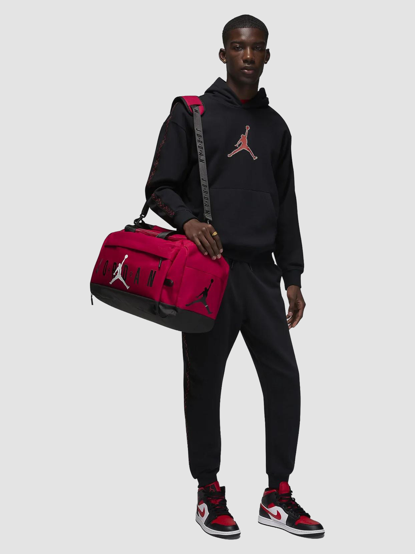 Сумки Jordan Air Velocity Duffle Bag модель SM0920-R78 Фото