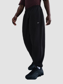 Брюки NIKE Solo Swoosh Cuffed Fleece модель HV1088-010 Фото