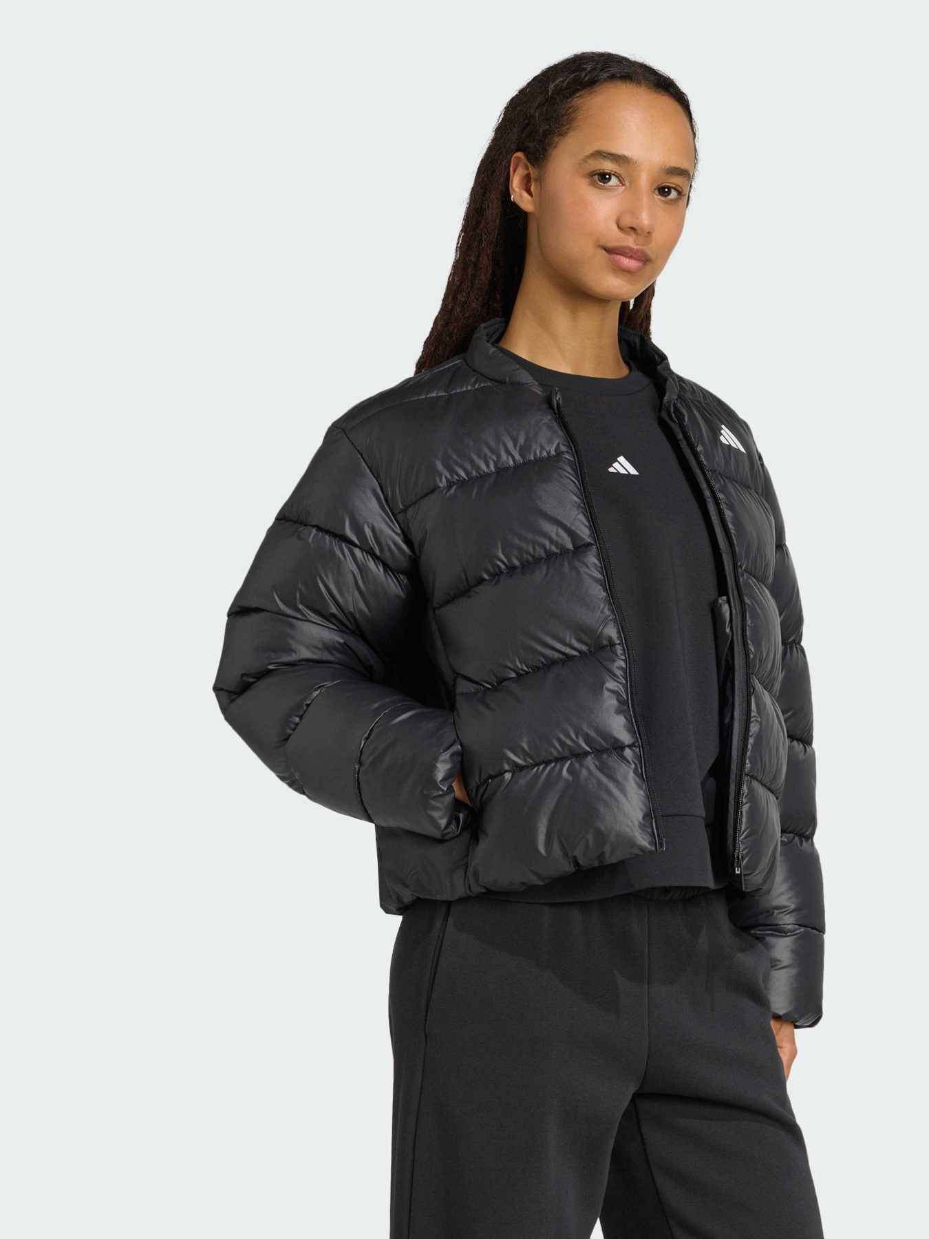 Куртки та дублянки Adidas модель JX7825 Фото