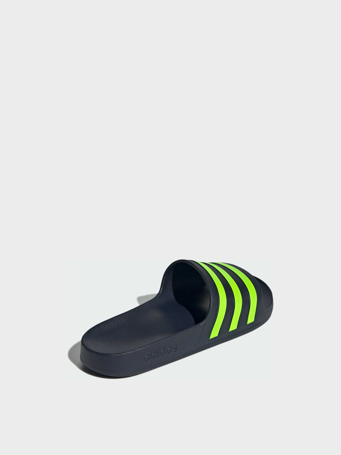 Шльопанці Adidas Adilette модель IE8915 Фото