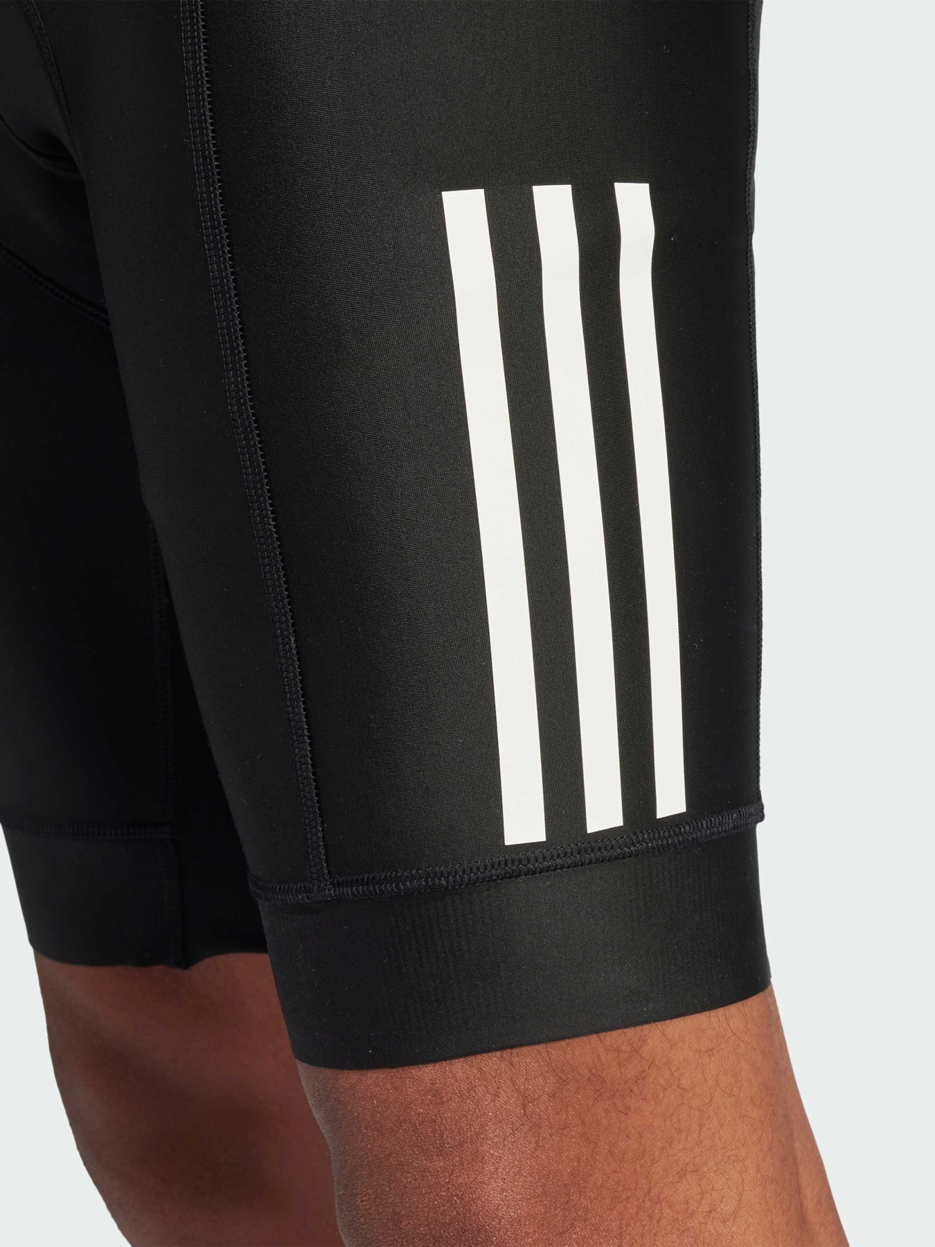 Шорти Adidas модель JD9150 Фото