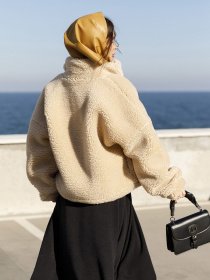 Куртки и дубленки ISSA Plus модель 12976_beige Фото