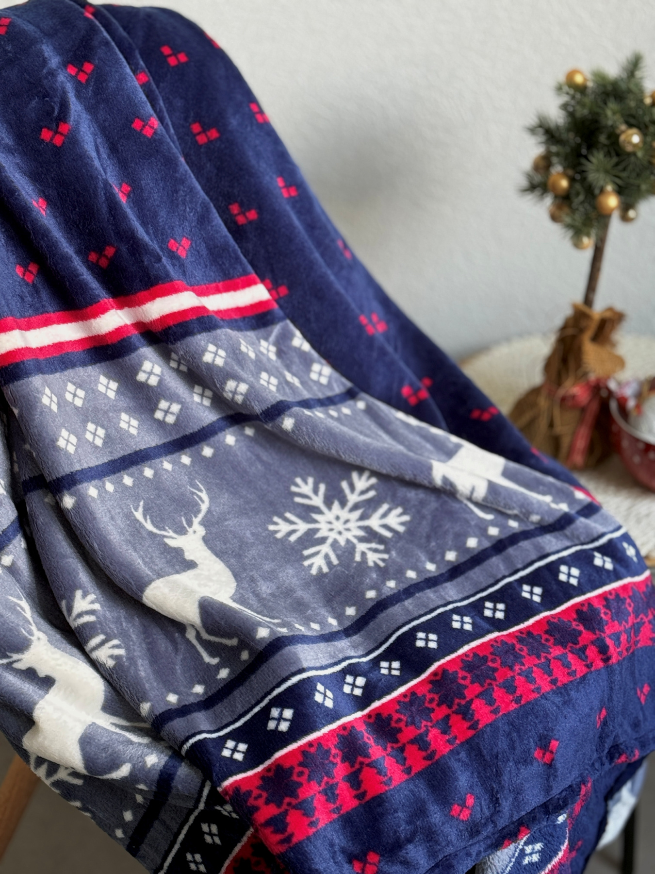 Покривало Well Soft новорічне з Оленями Ecotton модель 23221 Покривало Well Soft новорічне з Оленями Ecotton модель 23221 Фото