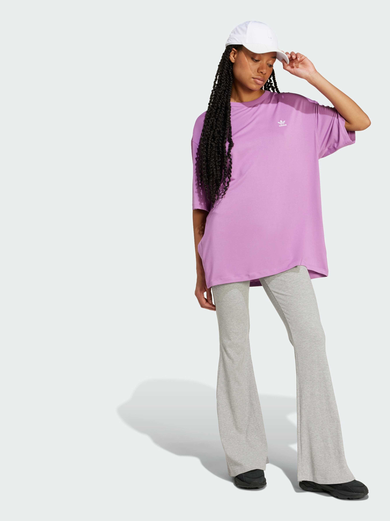 Футболки и поло Adidas Adicolor модель IY4652 Футболки и поло Adidas Adicolor модель IY4652 Фото
