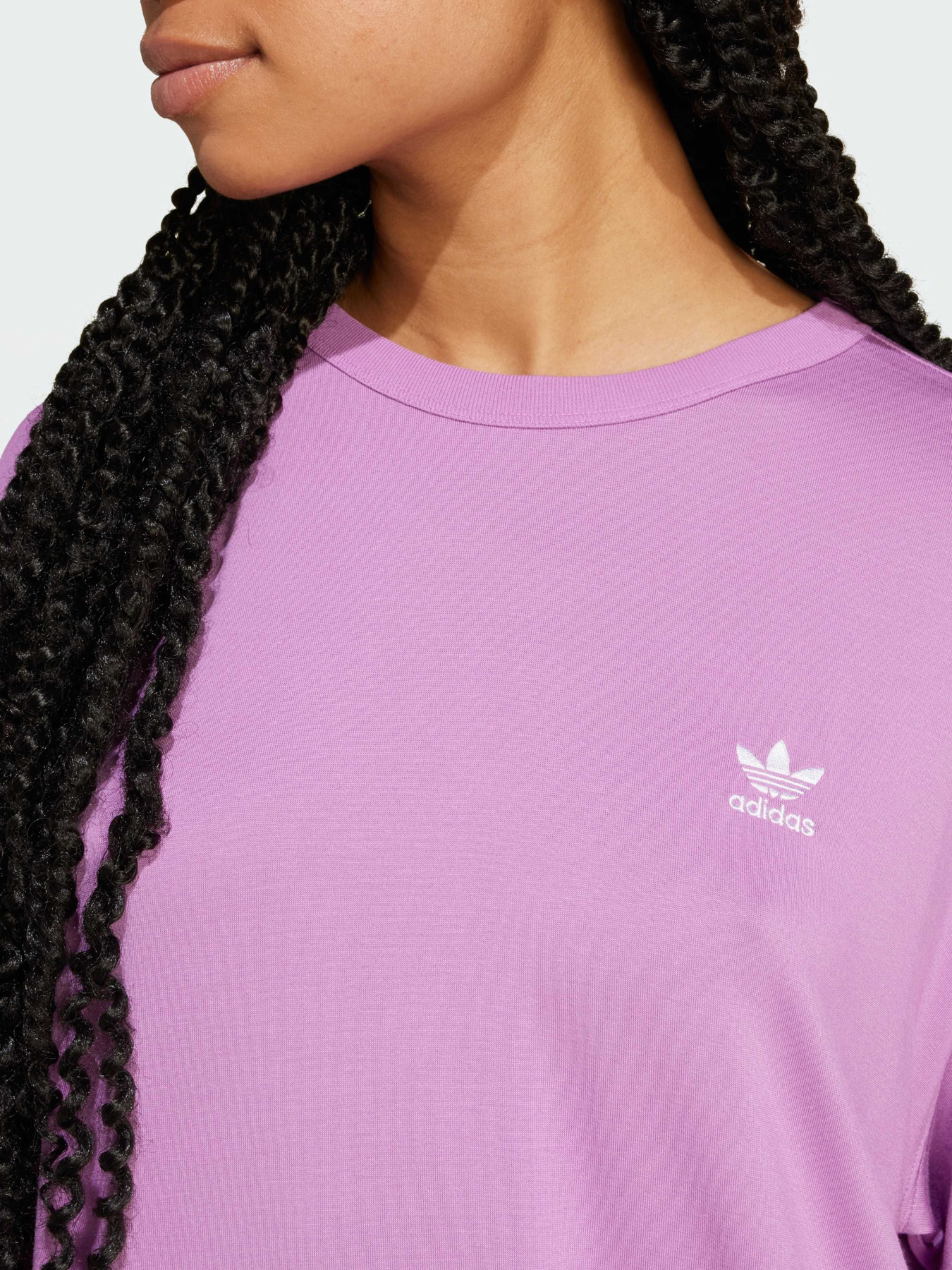 Футболки и поло Adidas Adicolor модель IY4652 Футболки и поло Adidas Adicolor модель IY4652 Фото