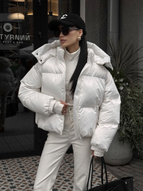 Куртки и дубленки Jadone Fashion модель Pufi_bile Фото