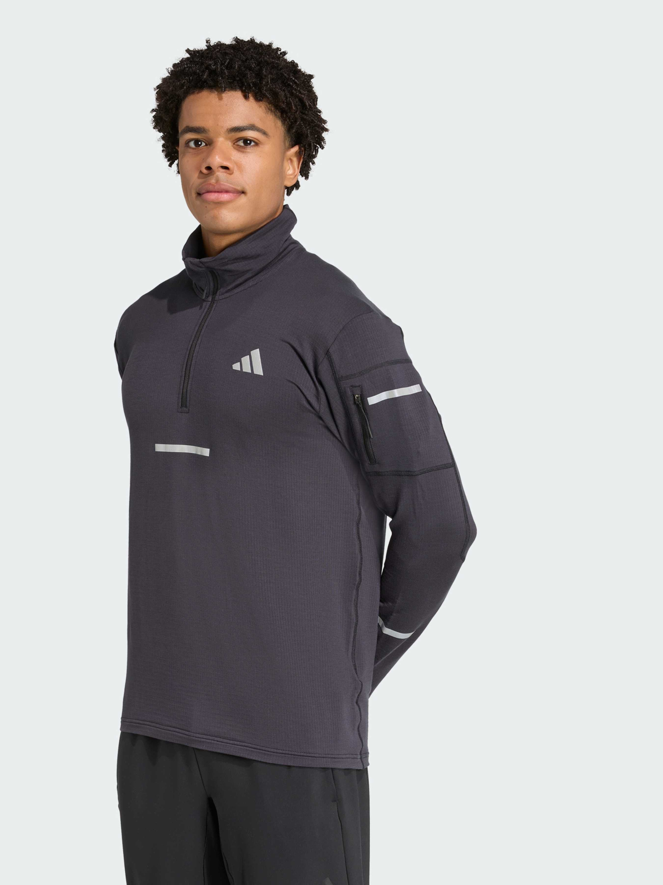 Худи и свитшоты Adidas модель JP3843 Фото