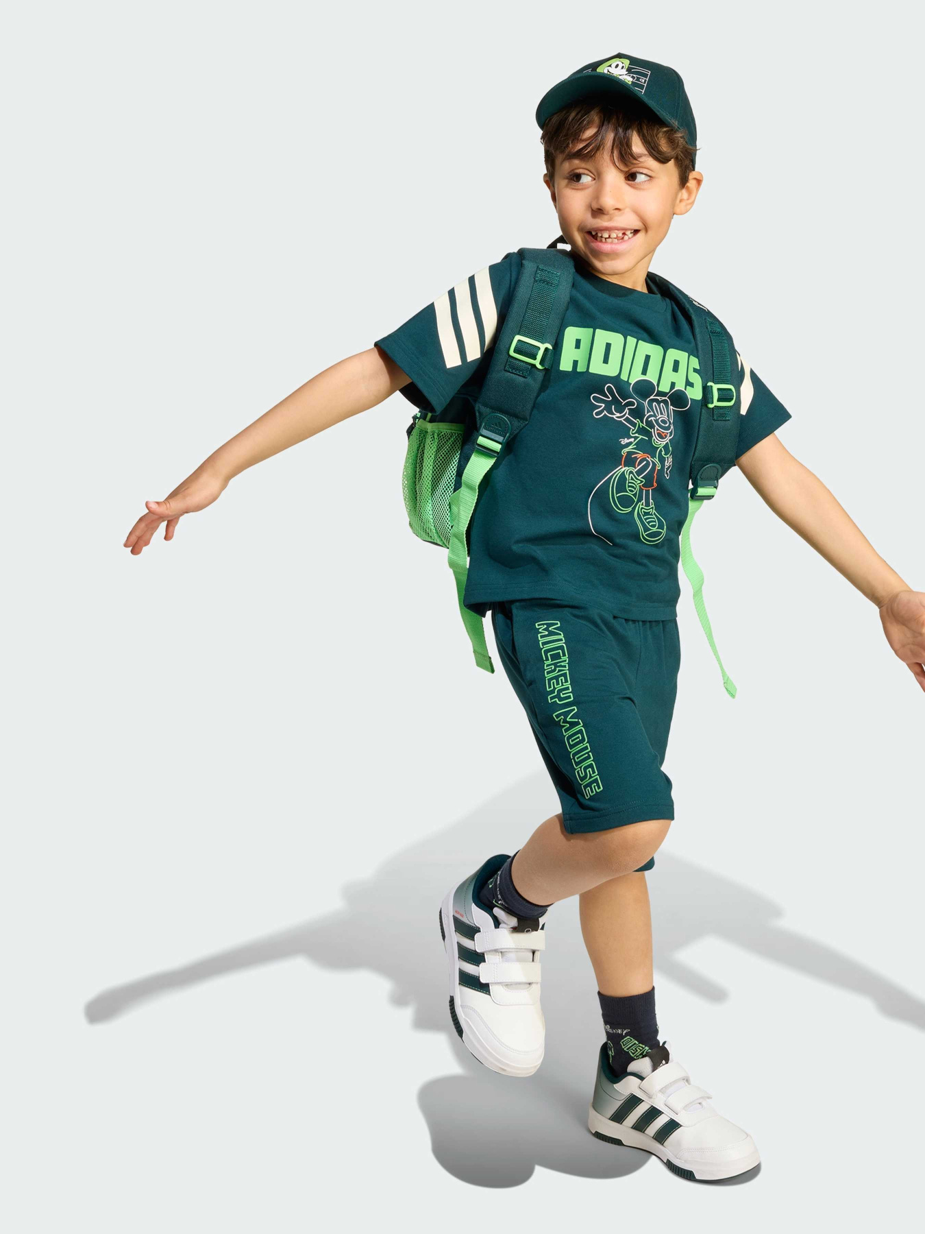 Костюмы Adidas модель JM0823 Фото