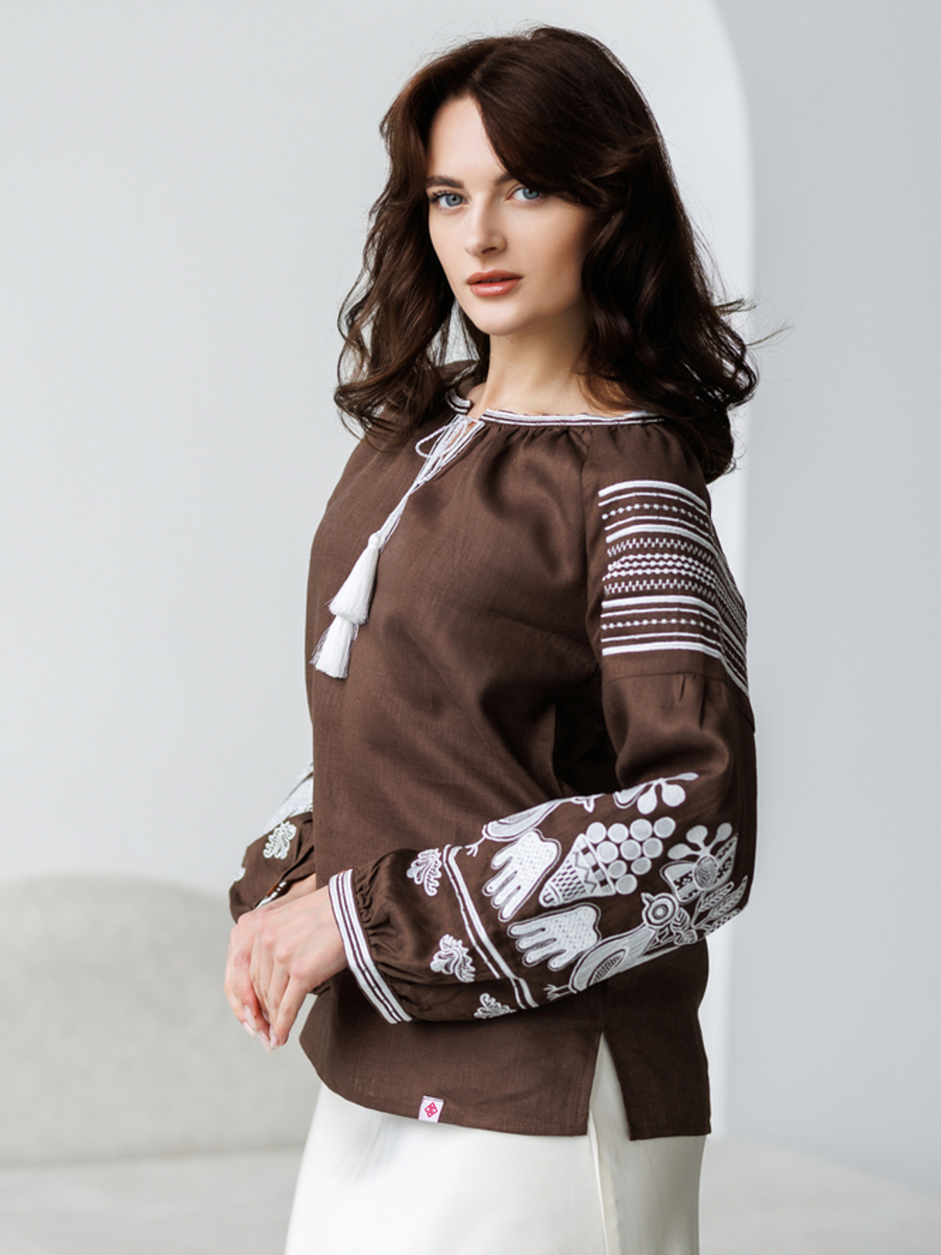 Вышиванки Folk Moda модель fm2144-korichnevij Фото