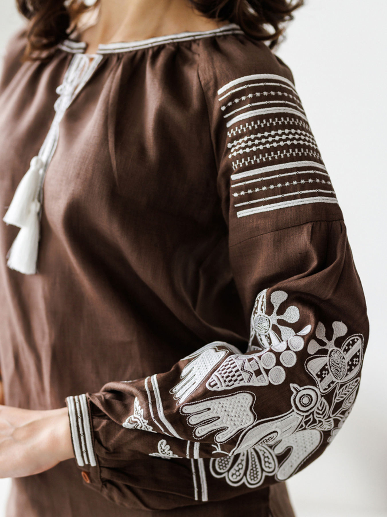Вышиванки Folk Moda модель fm2144-korichnevij Фото