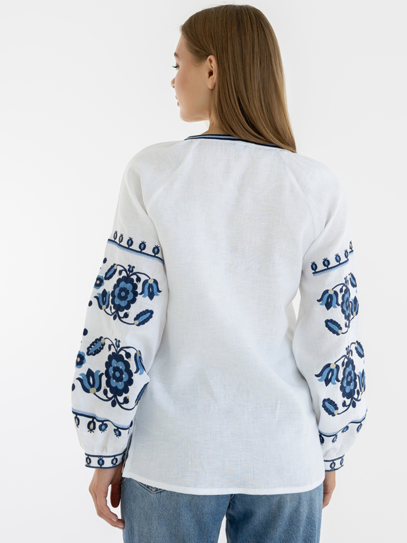 Вышиванки Folk Moda модель fm2137-blij Вышиванки Folk Moda модель fm2137-blij Фото