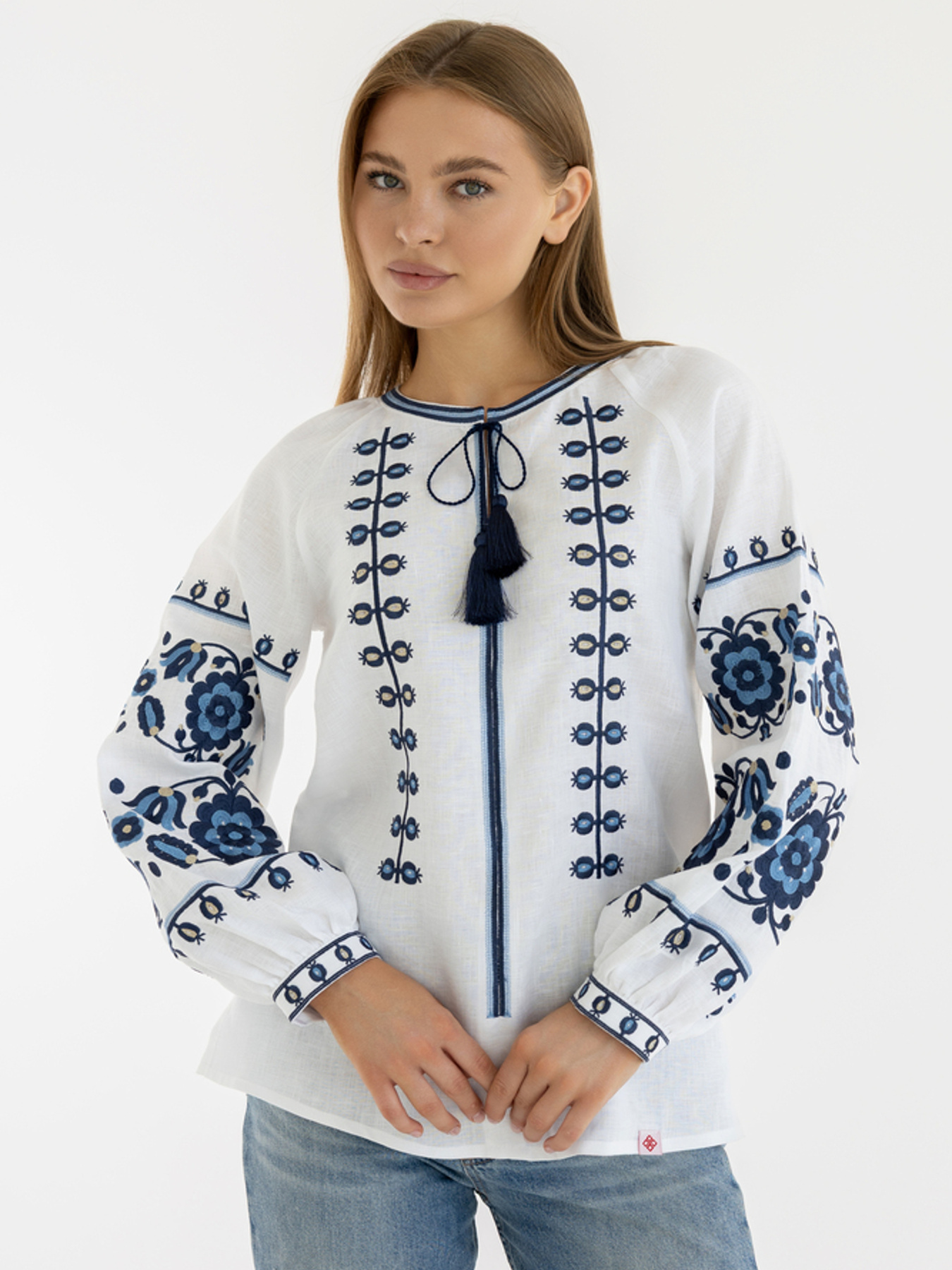 Вышиванки Folk Moda модель fm2137-blij Вышиванки Folk Moda модель fm2137-blij Фото