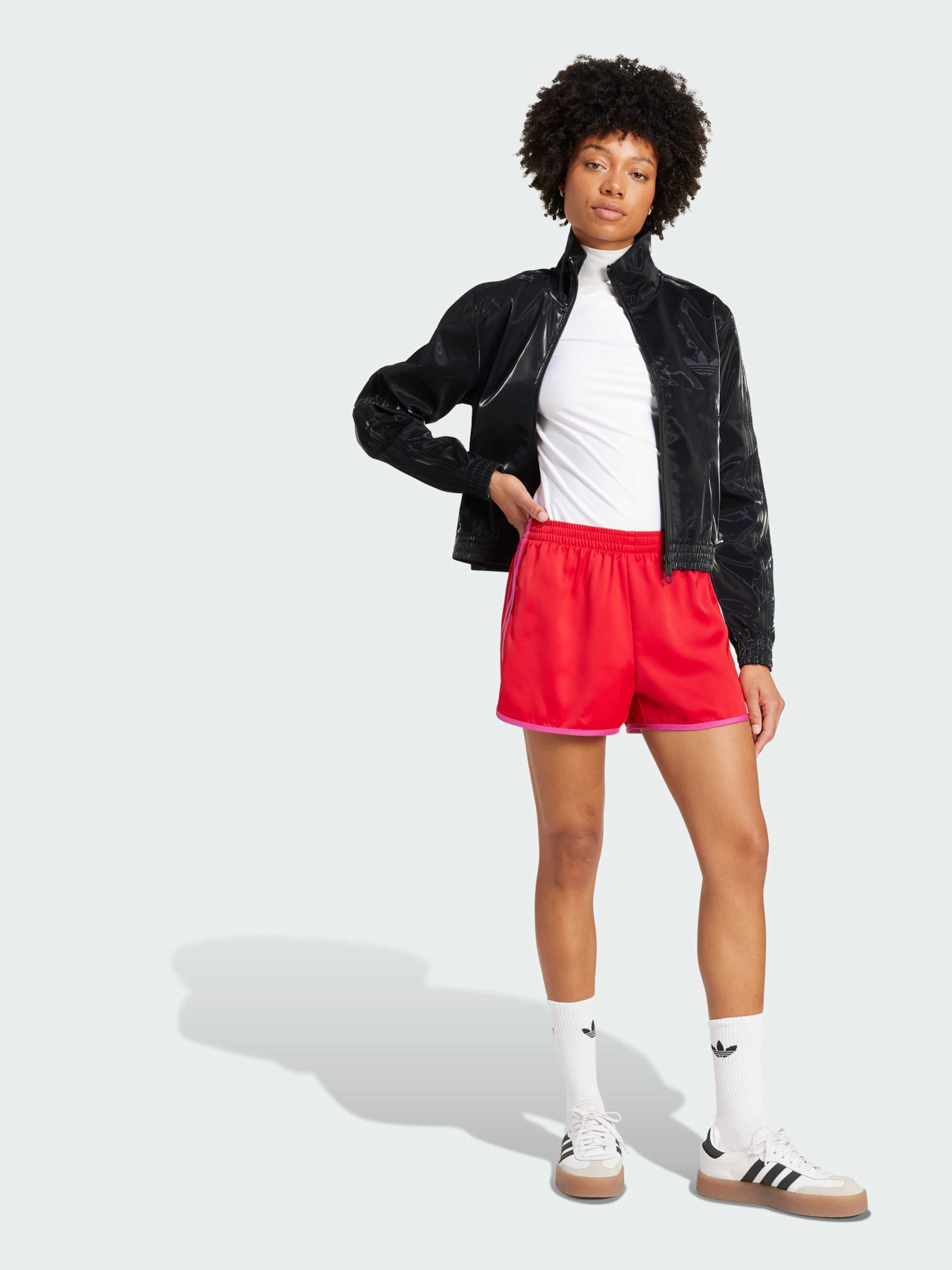 Худи и свитшоты Adidas Adicolor модель JY2617 Фото