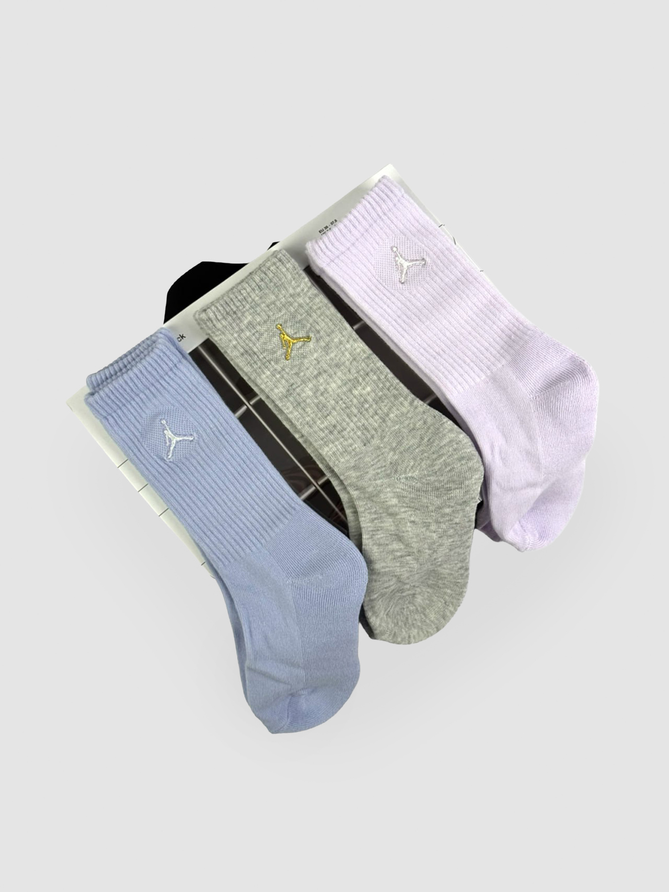 Шкарпетки та гольфи Jordan Jdn Holiday 9Pk Crew Gift Box модель BJ0810-782 Шкарпетки та гольфи Jordan Jdn Holiday 9Pk Crew Gift Box модель BJ0810-782 Фото