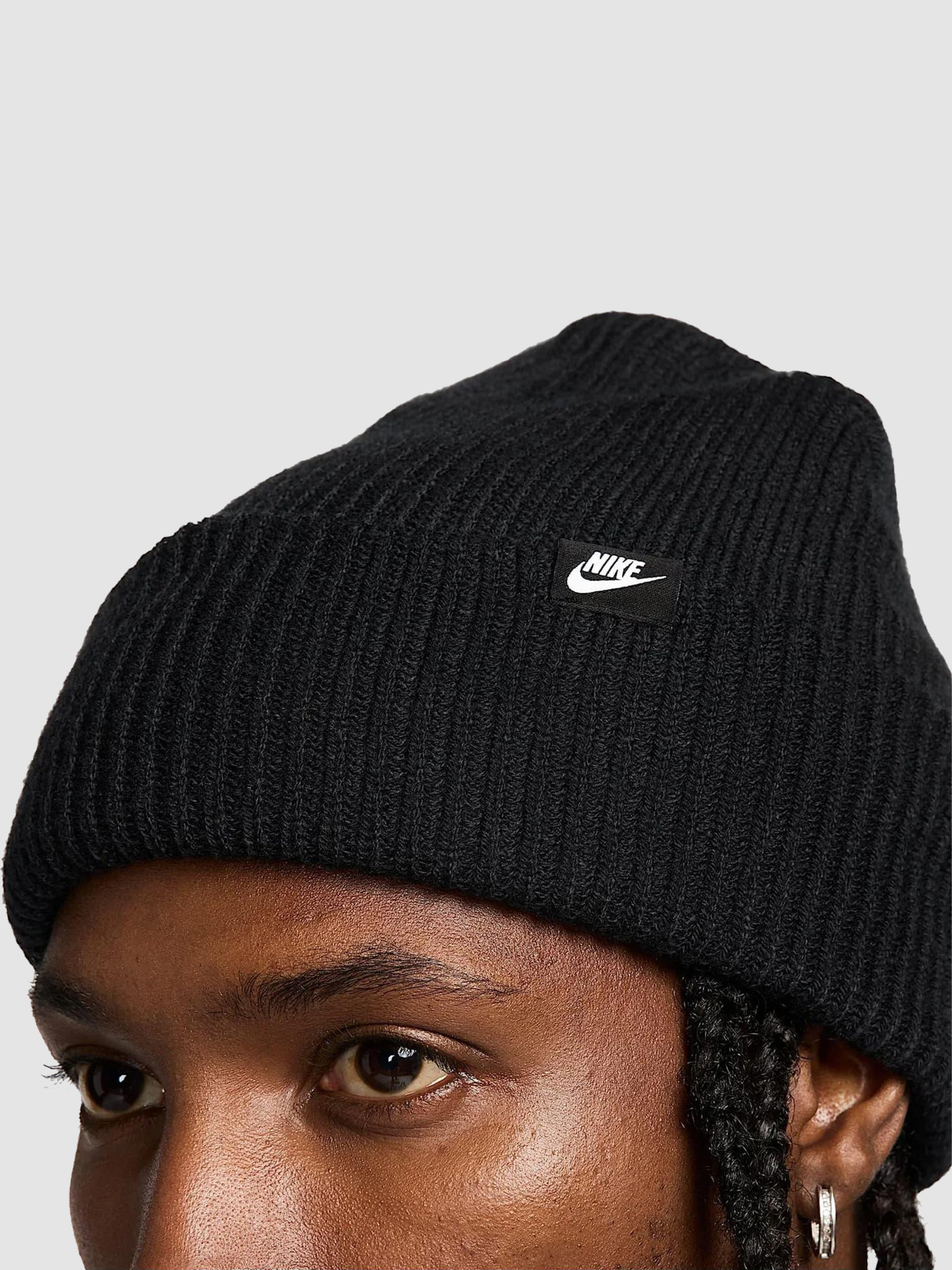 Шапки и кепки NIKE Peak Beanie Tc Fut Lab L модель HF0326-010 Фото