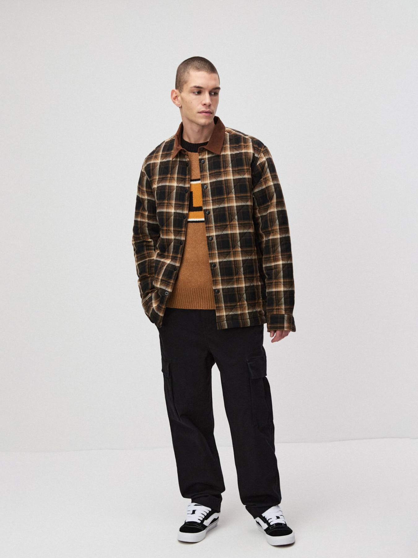 Брюки DIVERSE Cltn Capter модель 10048075 Брюки DIVERSE Cltn Capter модель 10048075 Фото