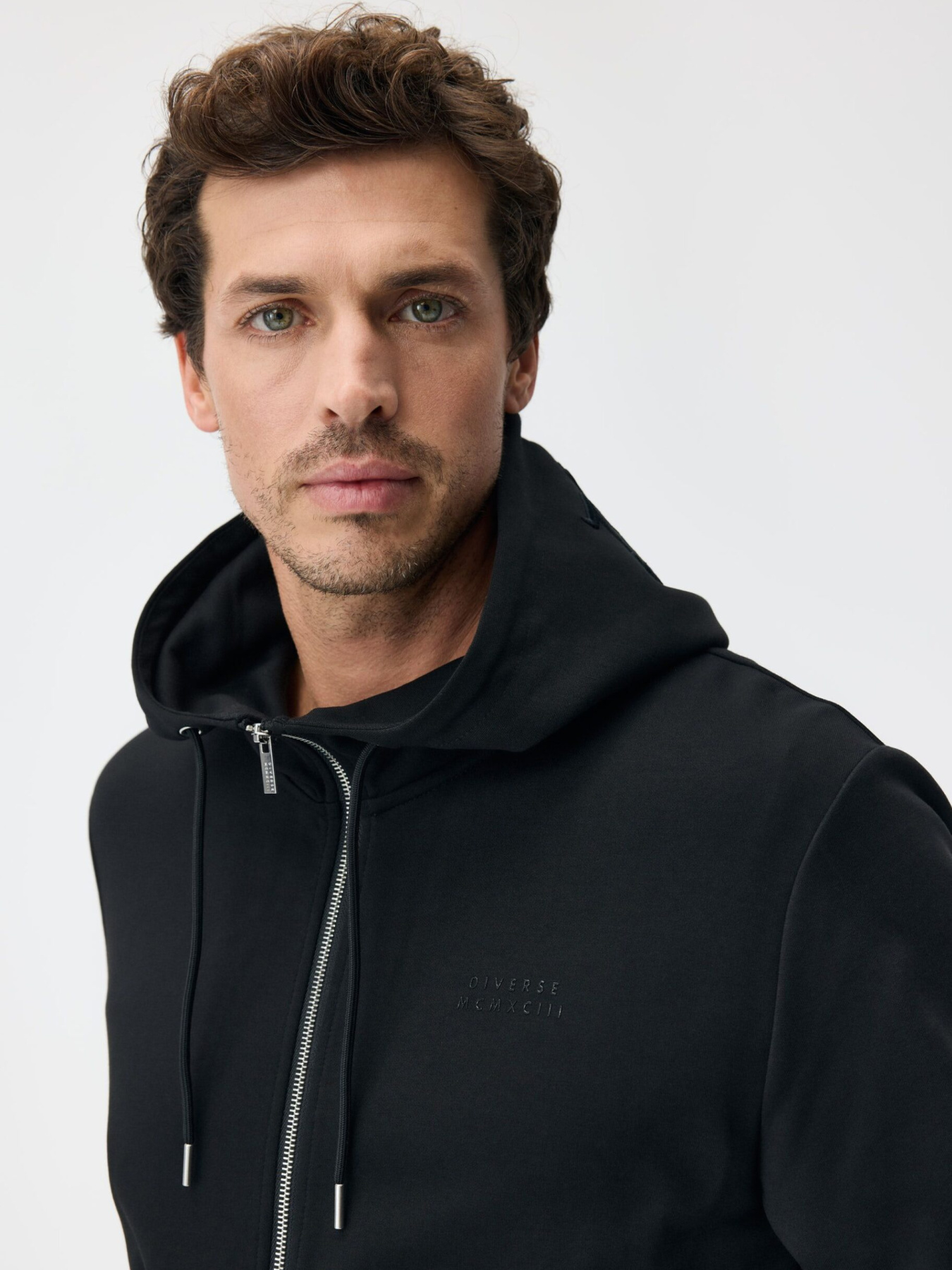 Худи и свитшоты DIVERSE Prm Zip модель 10048152 Худи и свитшоты DIVERSE Prm Zip модель 10048152 Фото