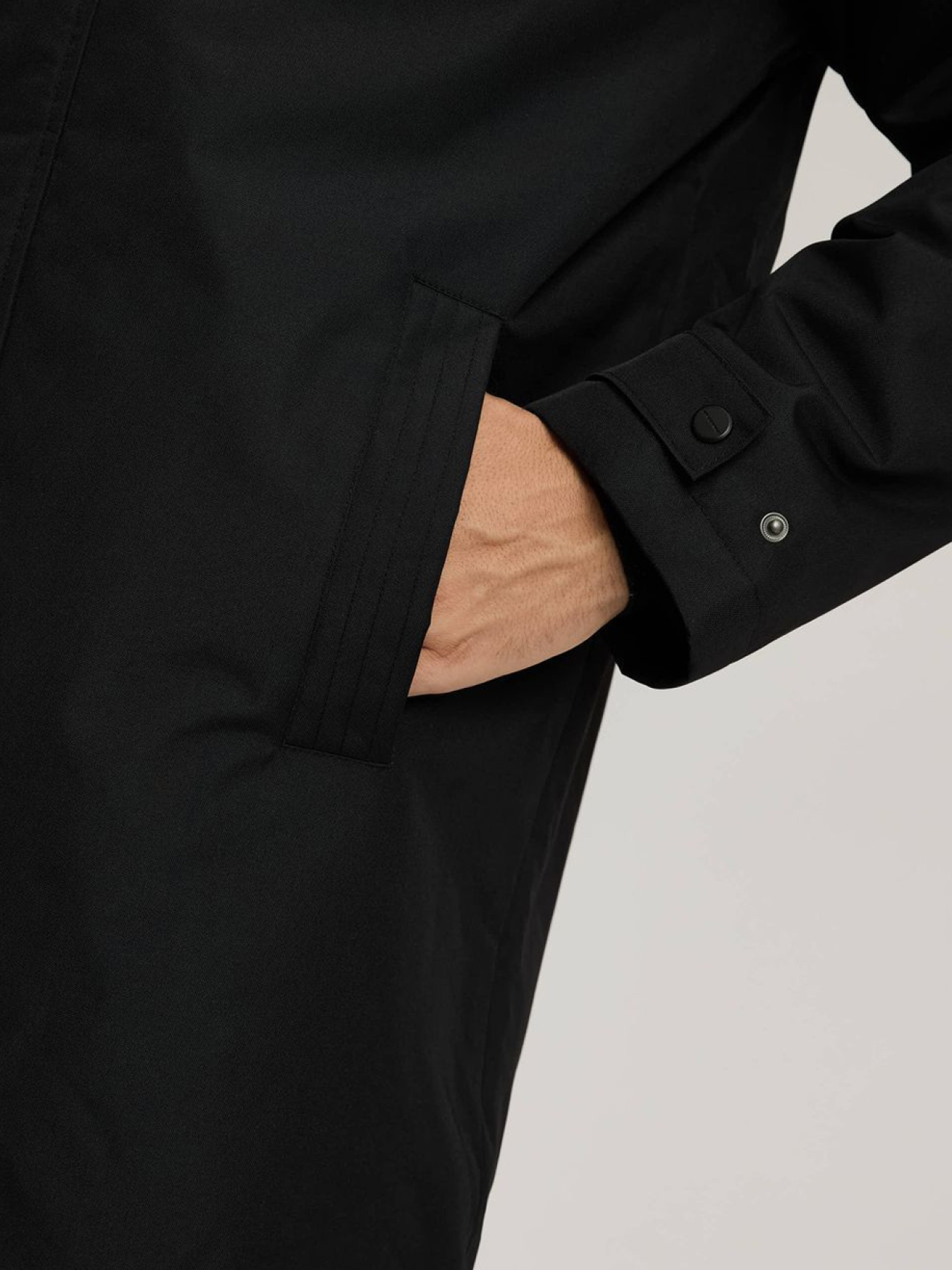 Пальто и плащи DIVERSE Blackdizzy модель 10047967 Пальто и плащи DIVERSE Blackdizzy модель 10047967 Фото